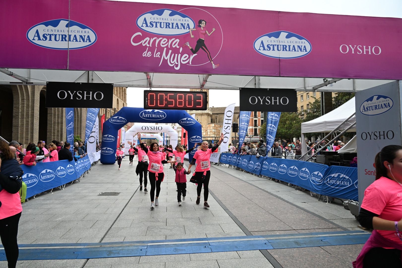Todas las fotos de la Carrera de la Mujer de Zaragoza 2023. 6201