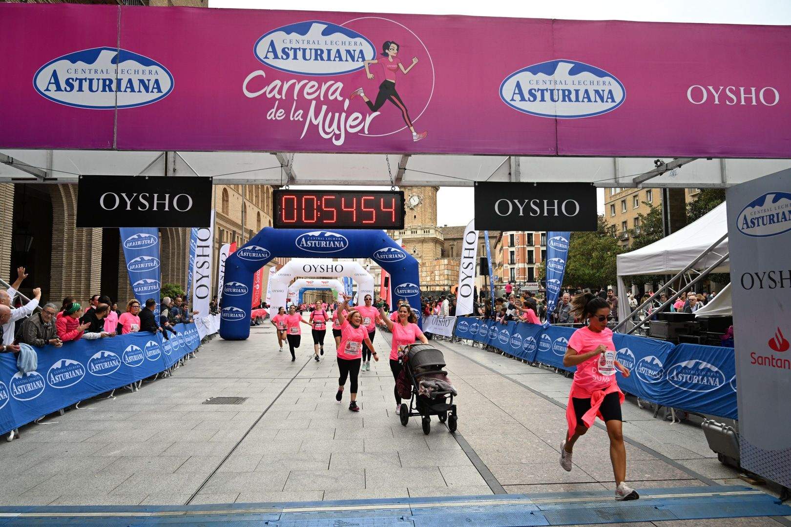 Todas las fotos de la Carrera de la Mujer de Zaragoza 2023. 6003