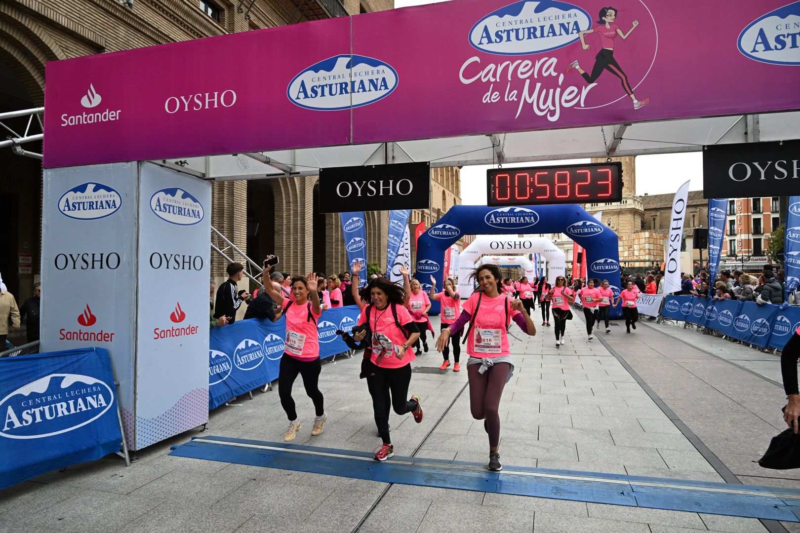Todas las fotos de la Carrera de la Mujer de Zaragoza 2023. 6228