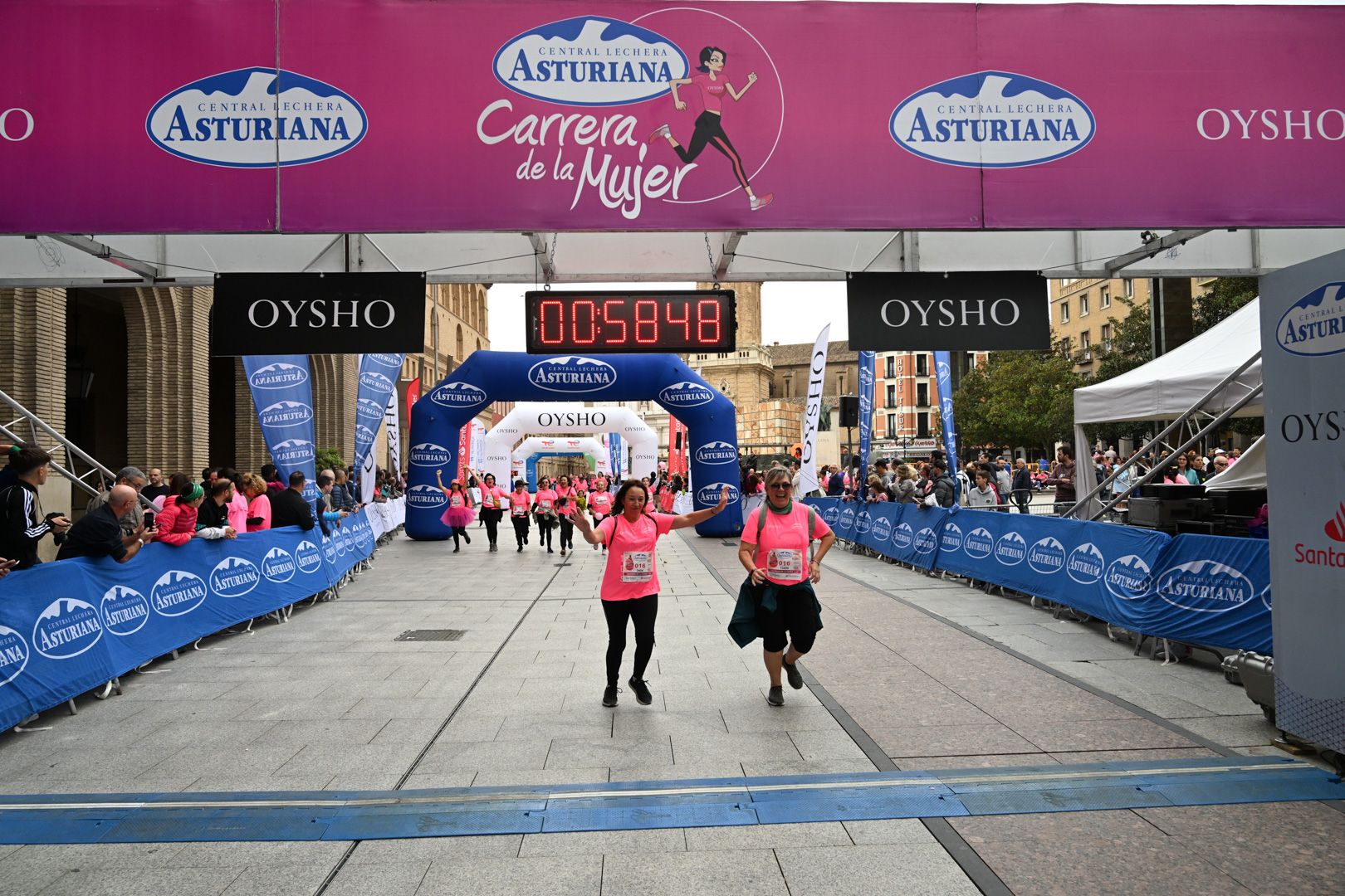 Todas las fotos de la Carrera de la Mujer de Zaragoza 2023. 6259