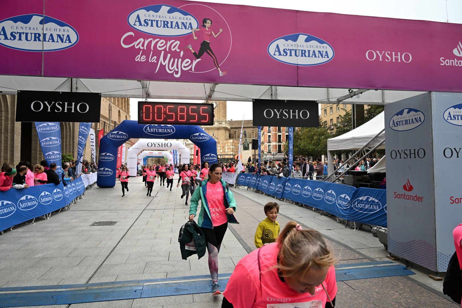 Todas las fotos de la Carrera de la Mujer de Zaragoza 2023. 6263