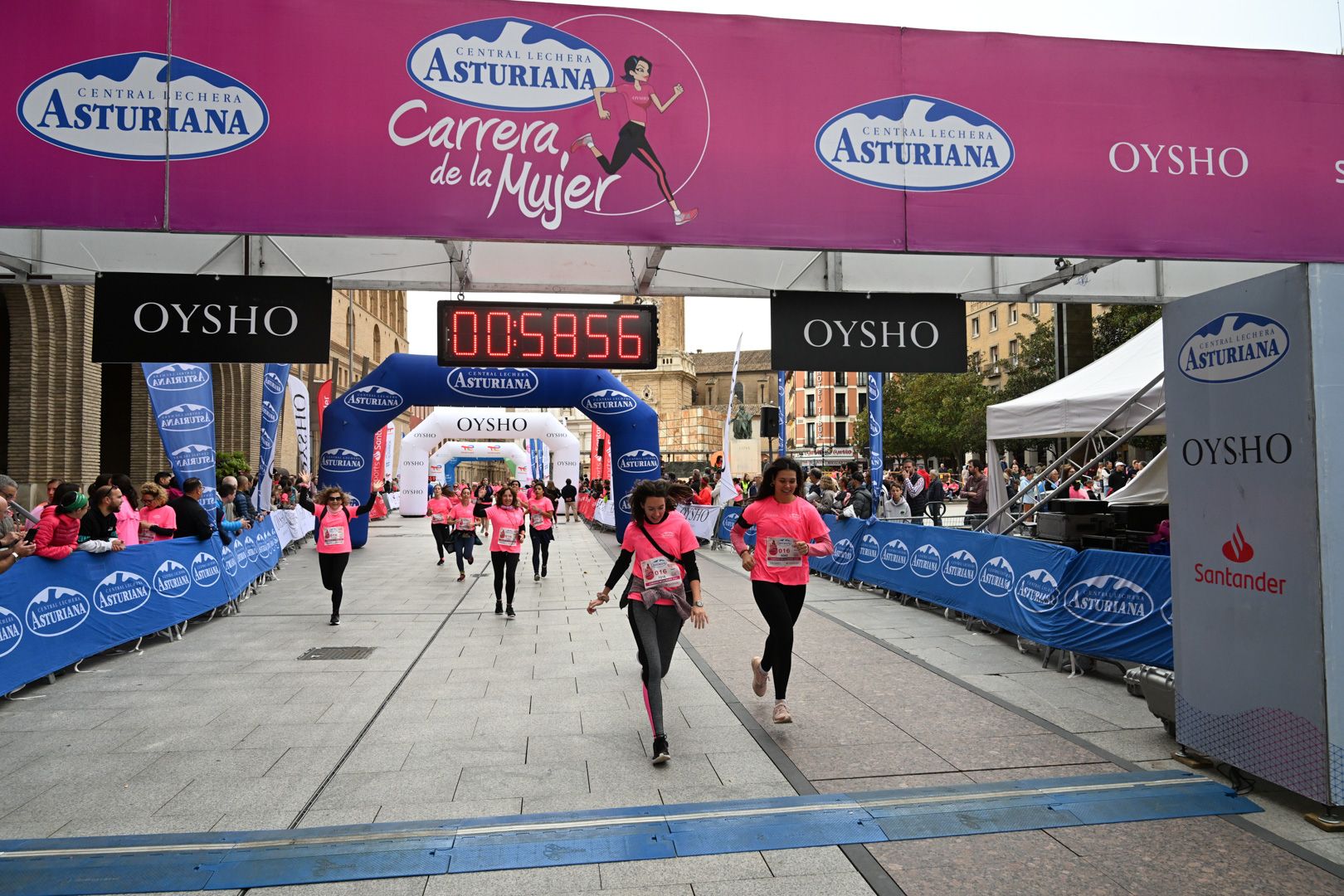 Todas las fotos de la Carrera de la Mujer de Zaragoza 2023. 6265
