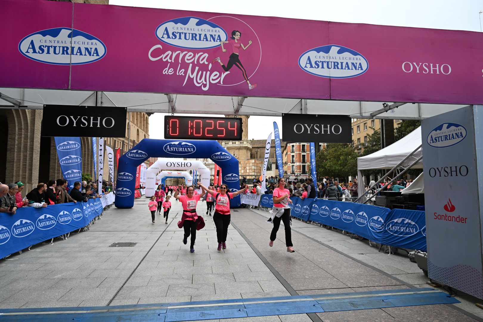 Todas las fotos de la Carrera de la Mujer de Zaragoza 2023. 6510