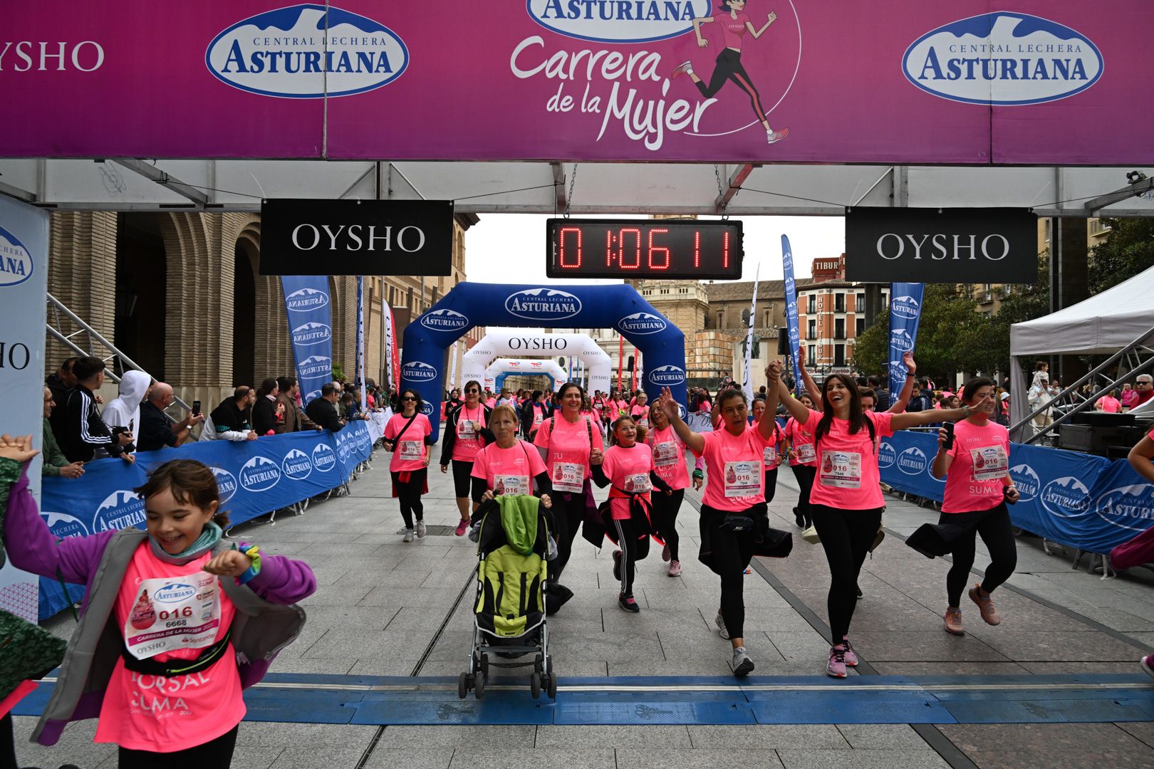 Todas las fotos de la Carrera de la Mujer de Zaragoza 2023. 6760