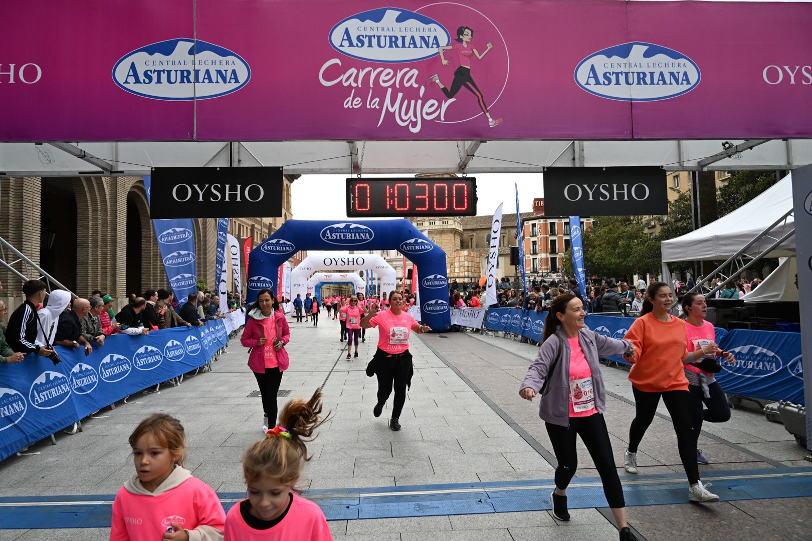Todas las fotos de la Carrera de la Mujer de Zaragoza 2023. 6516