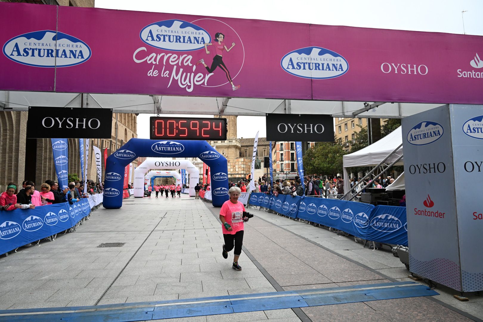 Todas las fotos de la Carrera de la Mujer de Zaragoza 2023. 6291