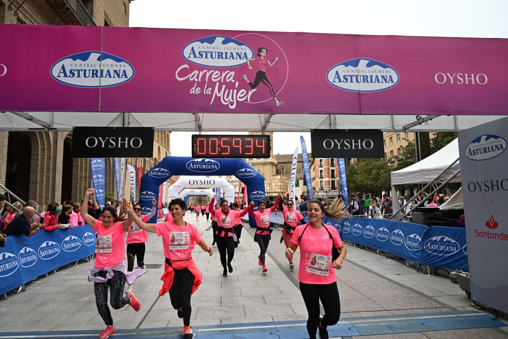 Todas las fotos de la Carrera de la Mujer de Zaragoza 2023. 6295