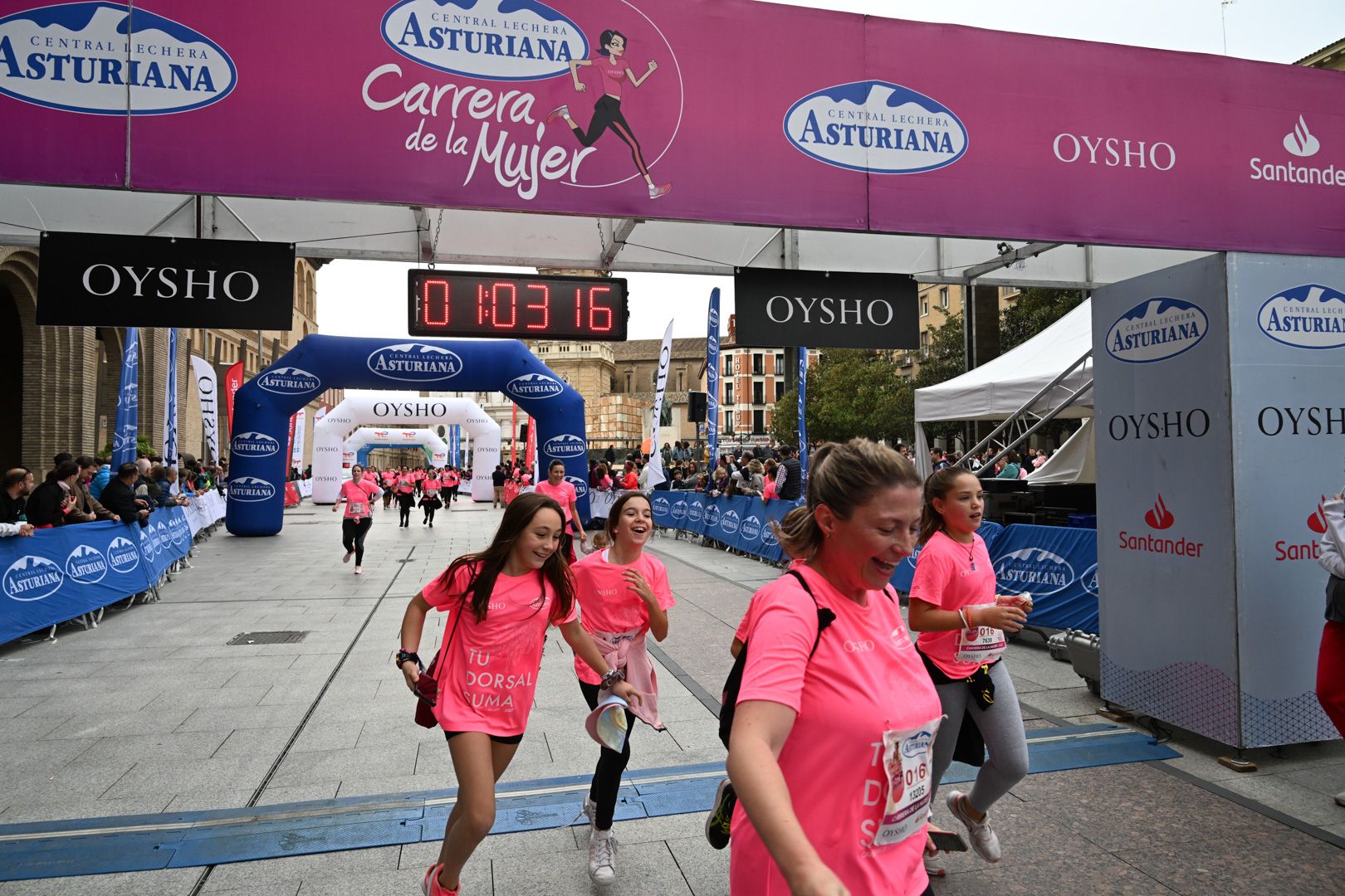 Todas las fotos de la Carrera de la Mujer de Zaragoza 2023. 6531