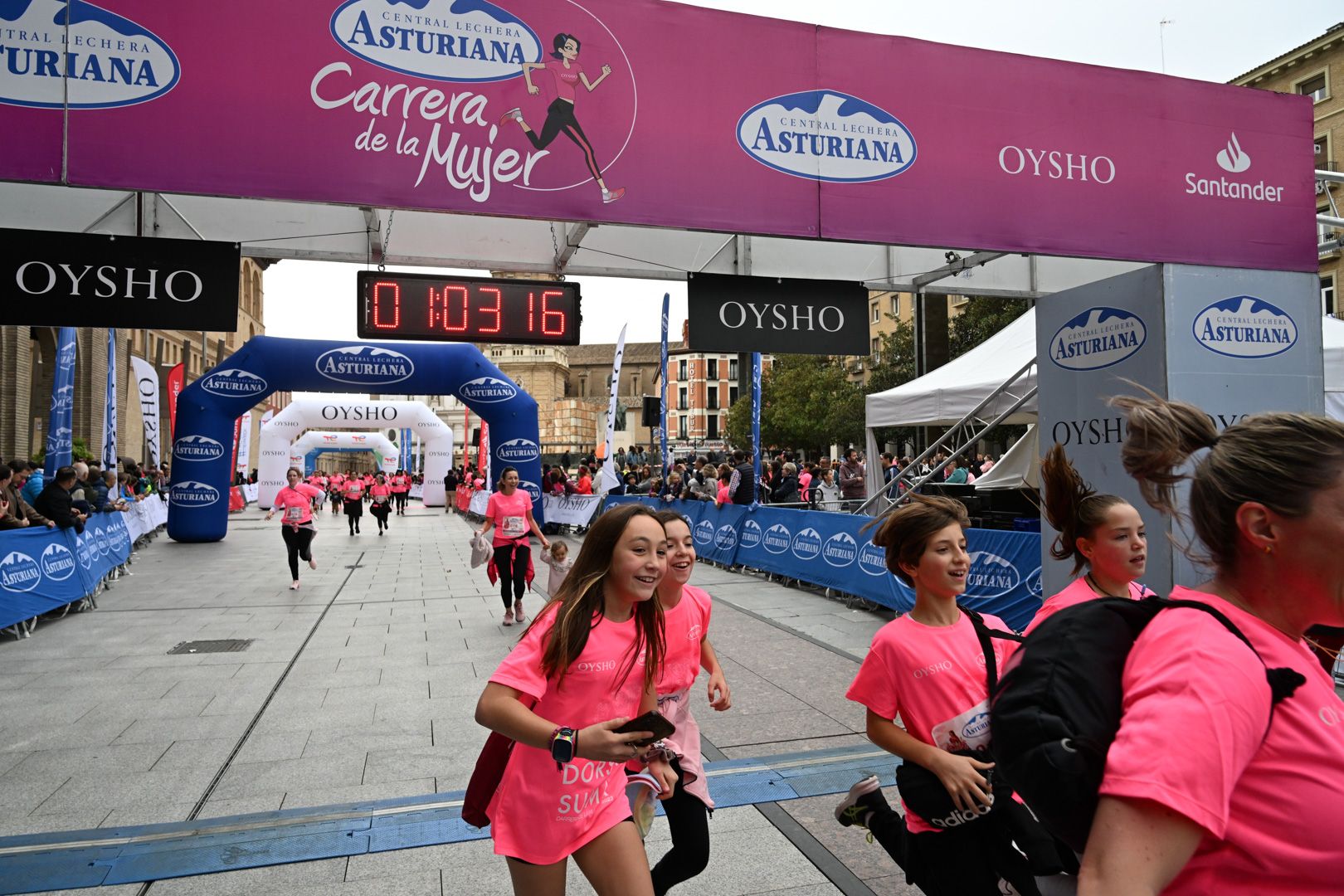 Todas las fotos de la Carrera de la Mujer de Zaragoza 2023. 6532