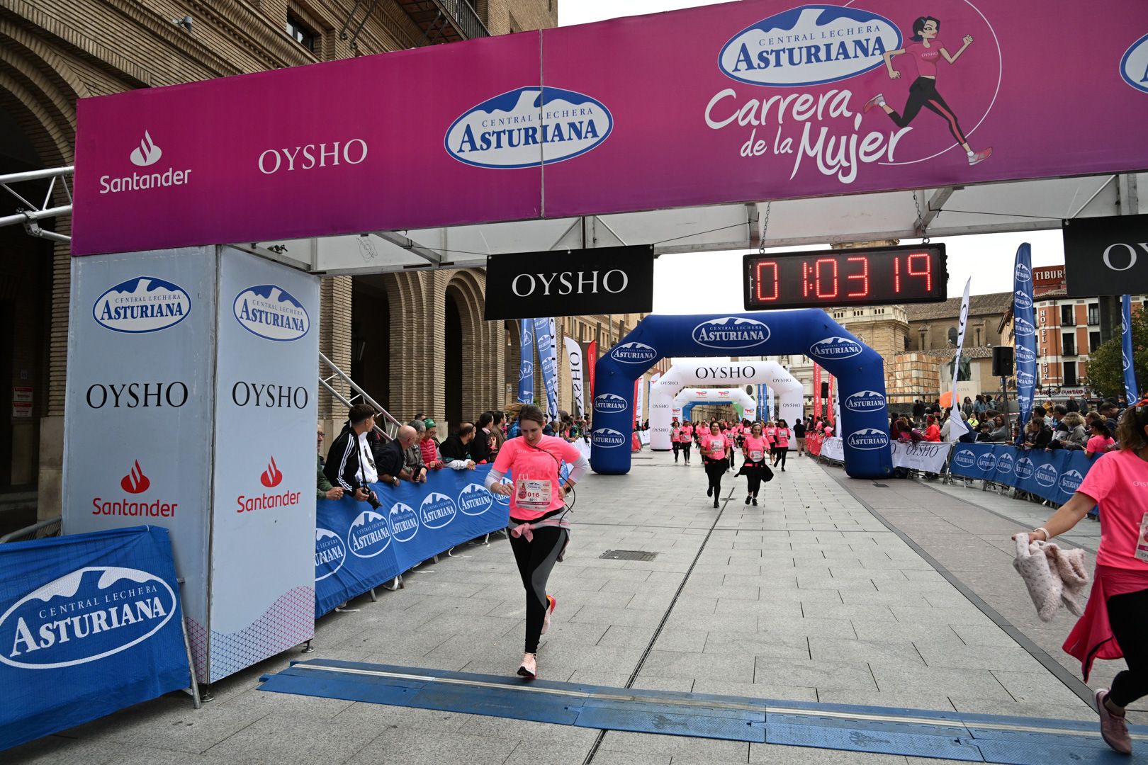 Todas las fotos de la Carrera de la Mujer de Zaragoza 2023. 6535