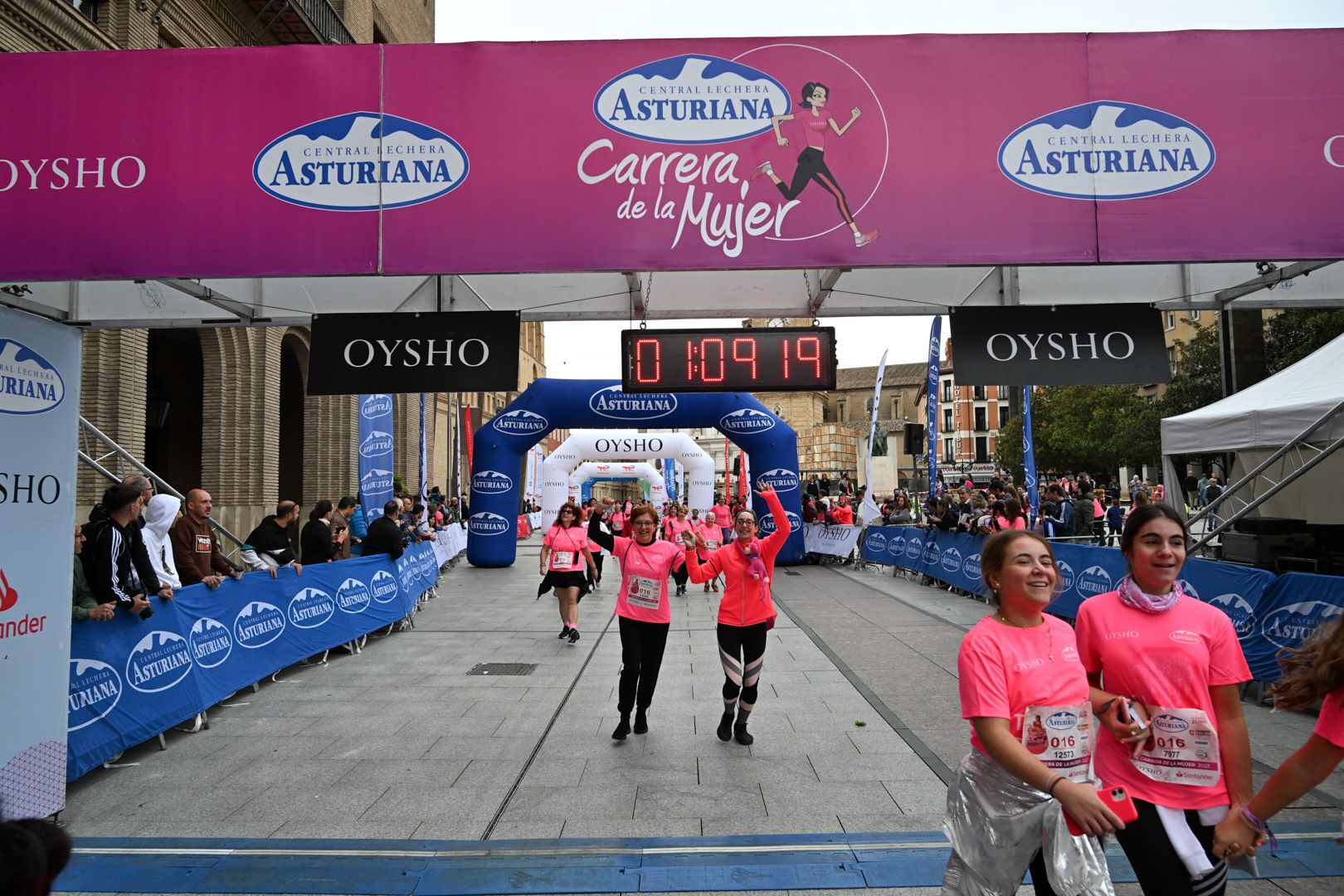 Todas las fotos de la Carrera de la Mujer de Zaragoza 2023. 7025