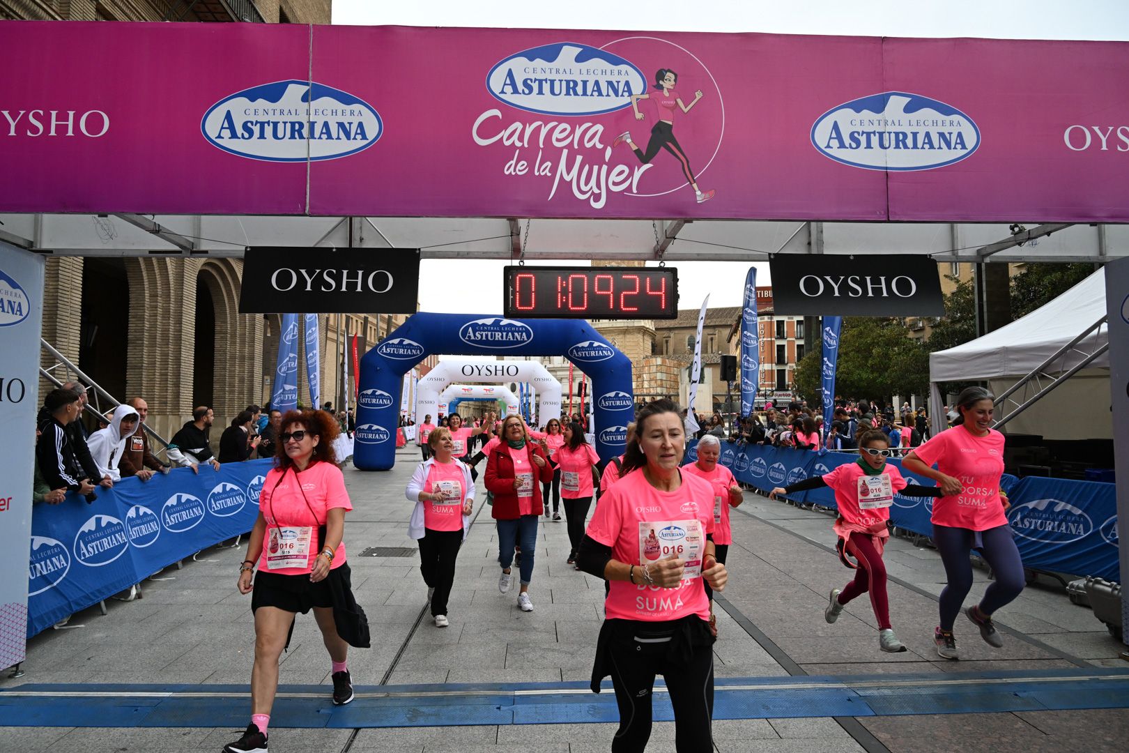 Todas las fotos de la Carrera de la Mujer de Zaragoza 2023. 7028