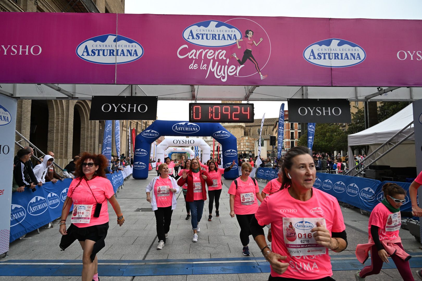 Todas las fotos de la Carrera de la Mujer de Zaragoza 2023. 7029