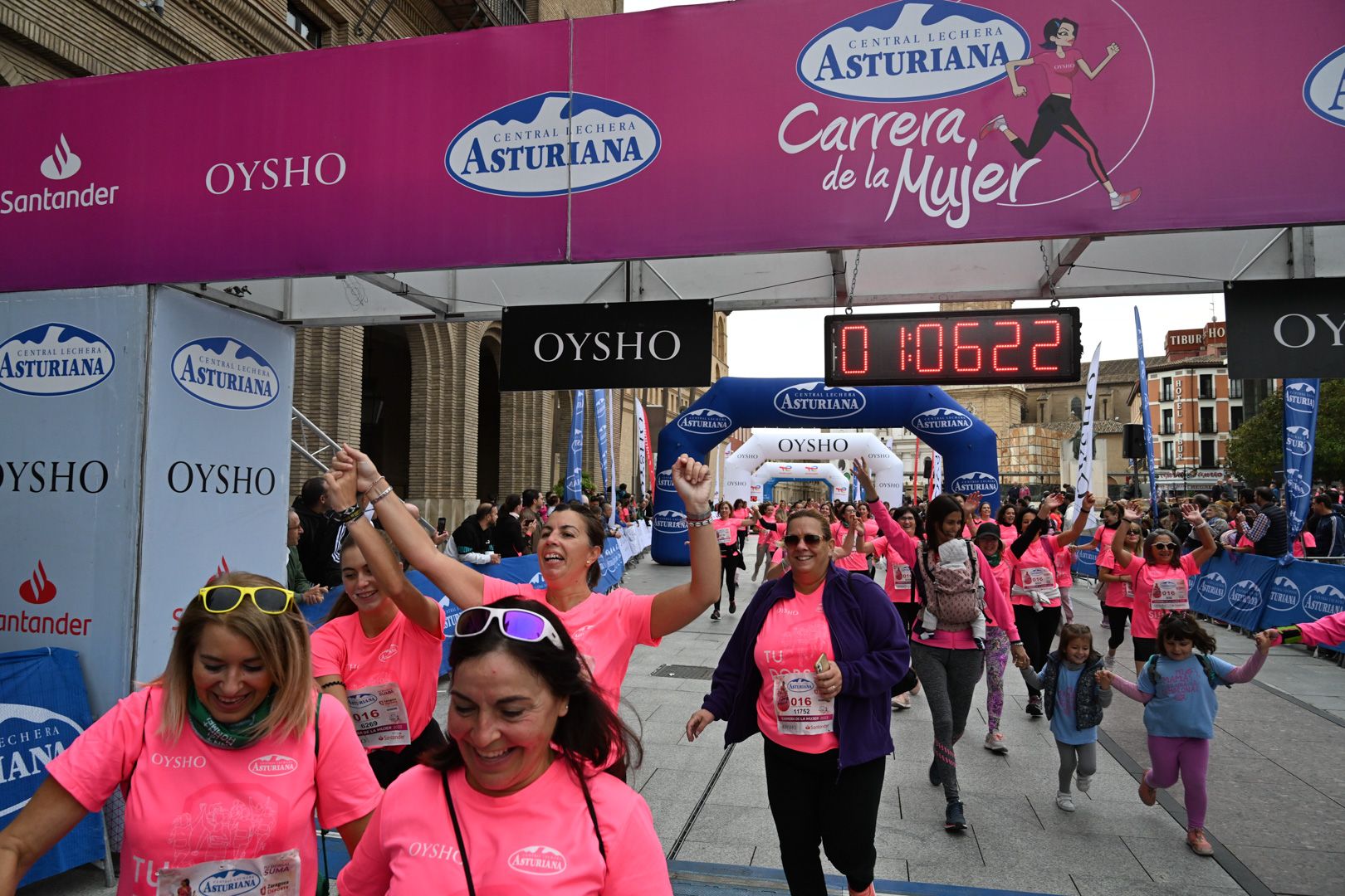 Todas las fotos de la Carrera de la Mujer de Zaragoza 2023. 6785
