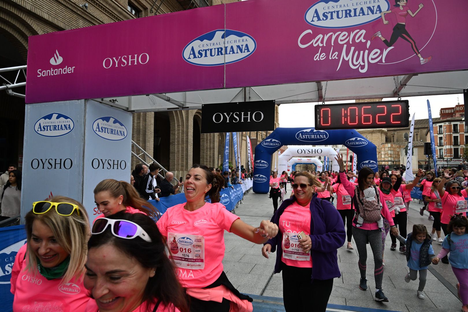 Todas las fotos de la Carrera de la Mujer de Zaragoza 2023. 6786