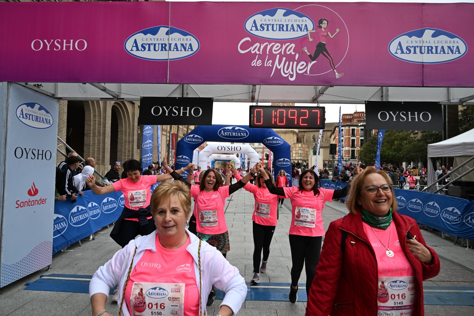 Todas las fotos de la Carrera de la Mujer de Zaragoza 2023. 7031
