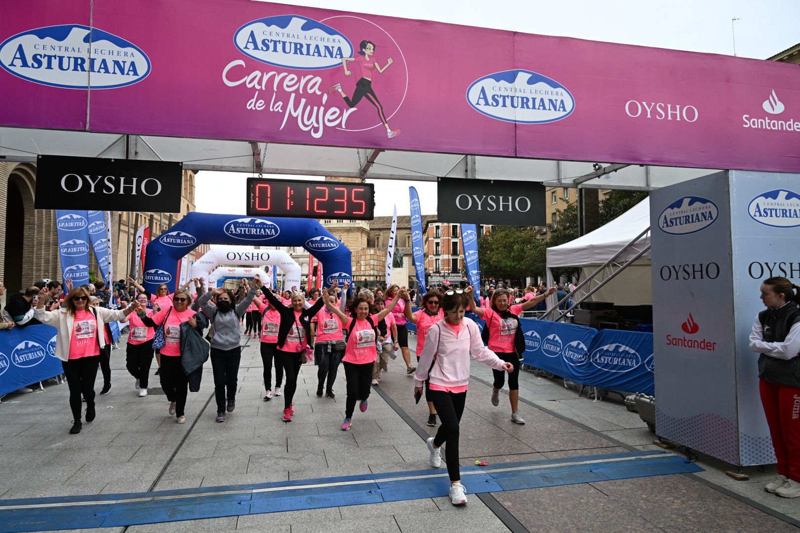 Todas las fotos de la Carrera de la Mujer de Zaragoza 2023. 7276
