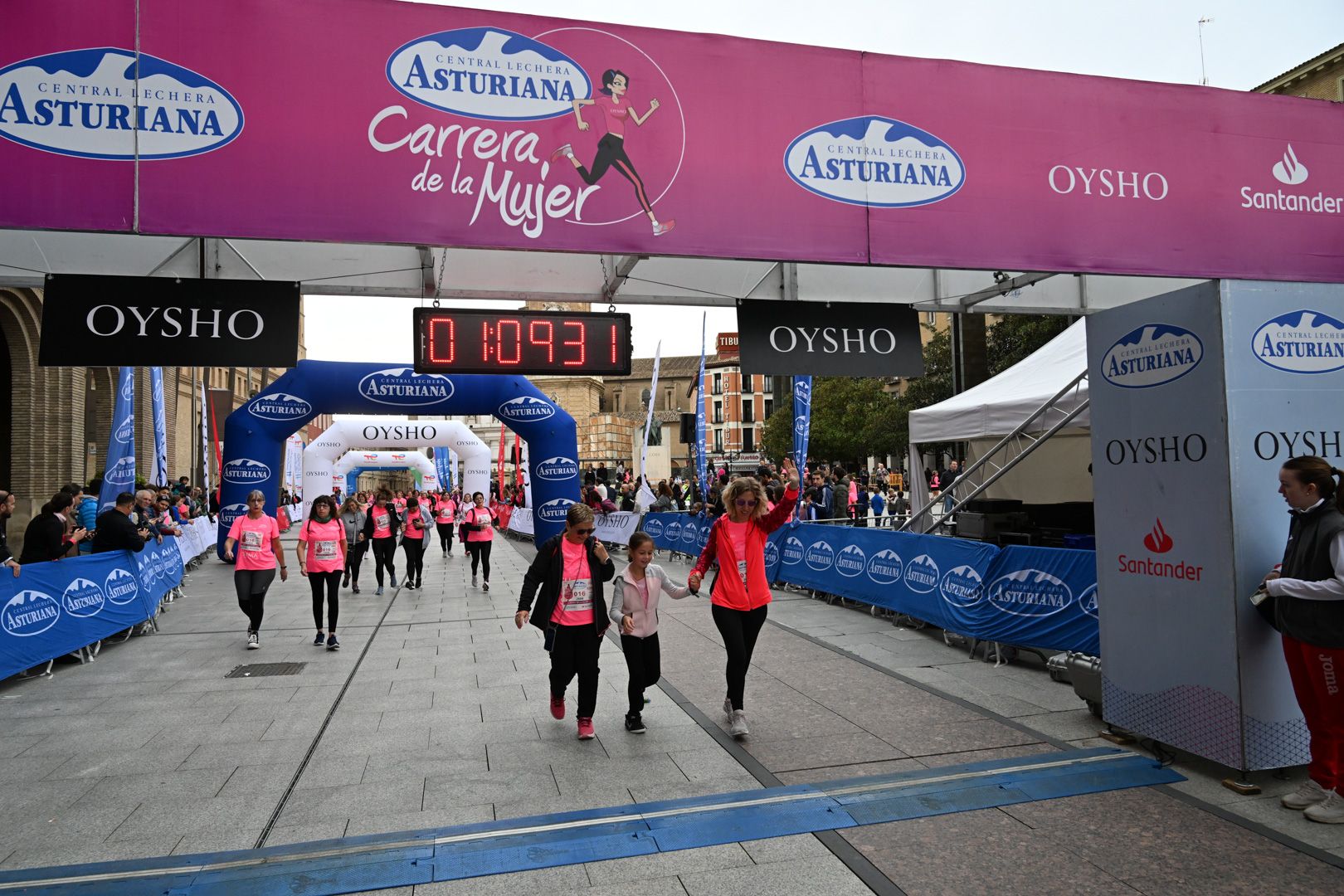 Todas las fotos de la Carrera de la Mujer de Zaragoza 2023. 7033