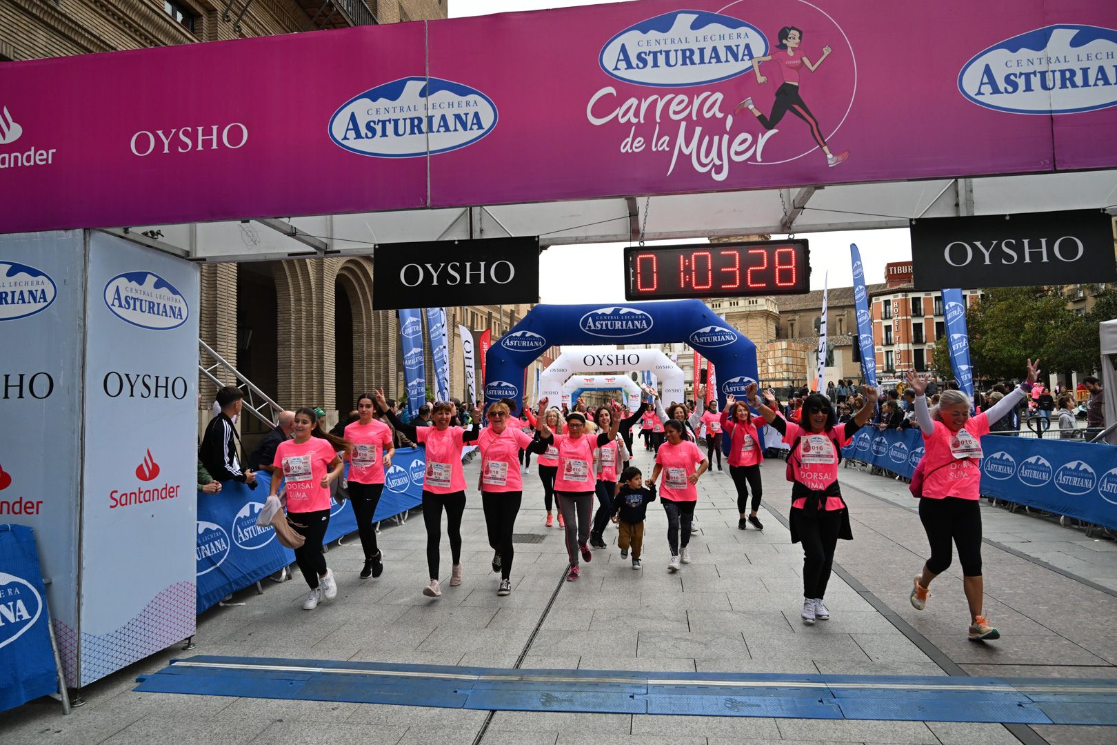 Todas las fotos de la Carrera de la Mujer de Zaragoza 2023. 6547
