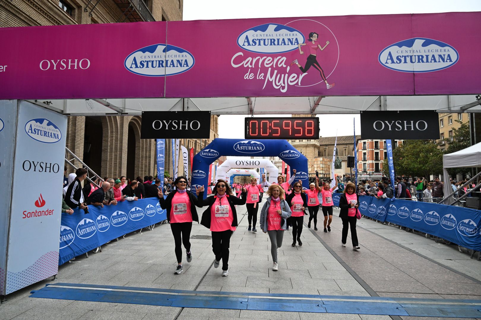 Todas las fotos de la Carrera de la Mujer de Zaragoza 2023. 6319