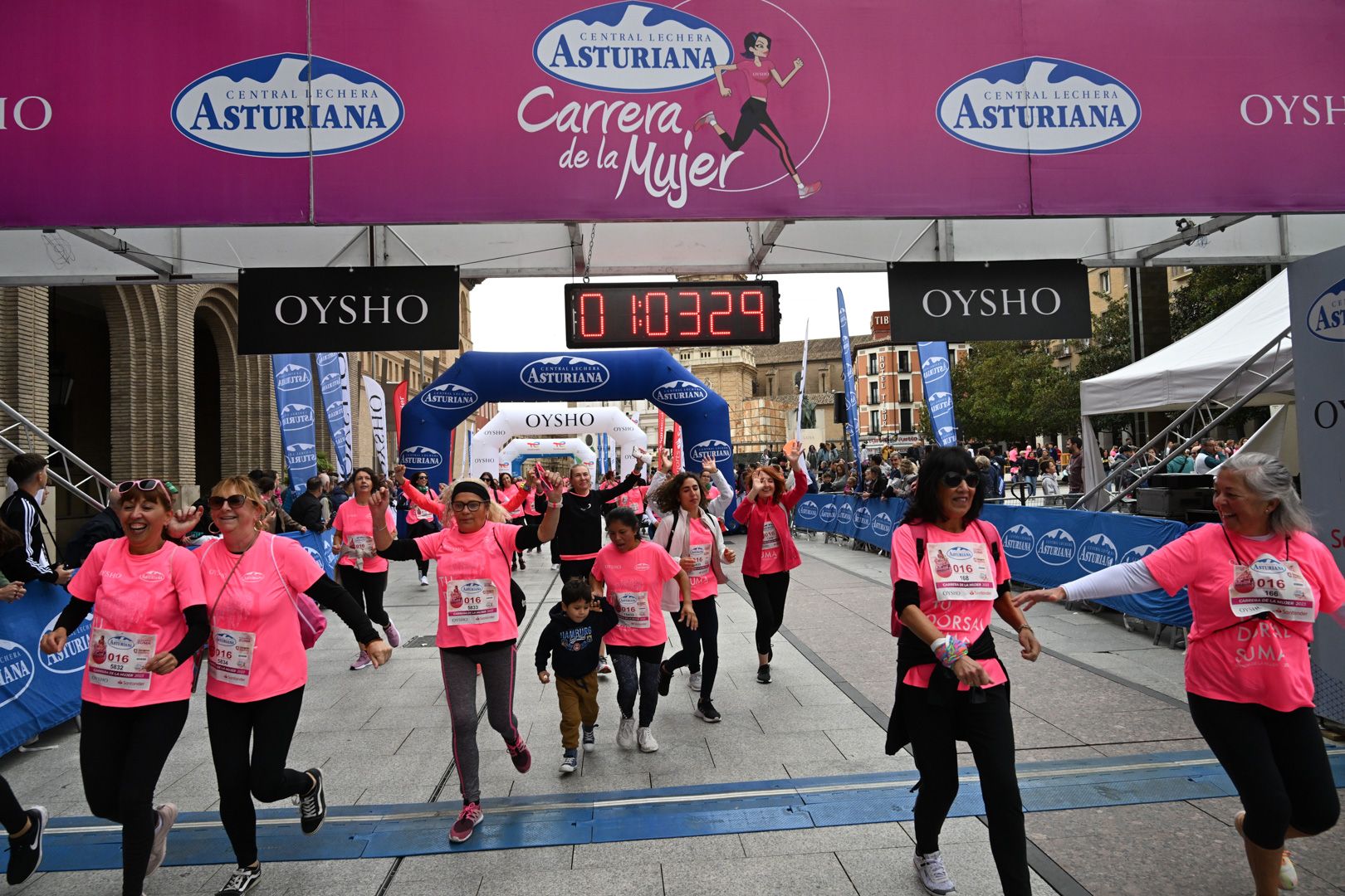Todas las fotos de la Carrera de la Mujer de Zaragoza 2023. 6550
