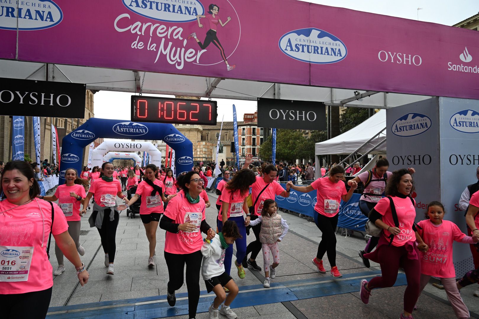 Todas las fotos de la Carrera de la Mujer de Zaragoza 2023. 6795