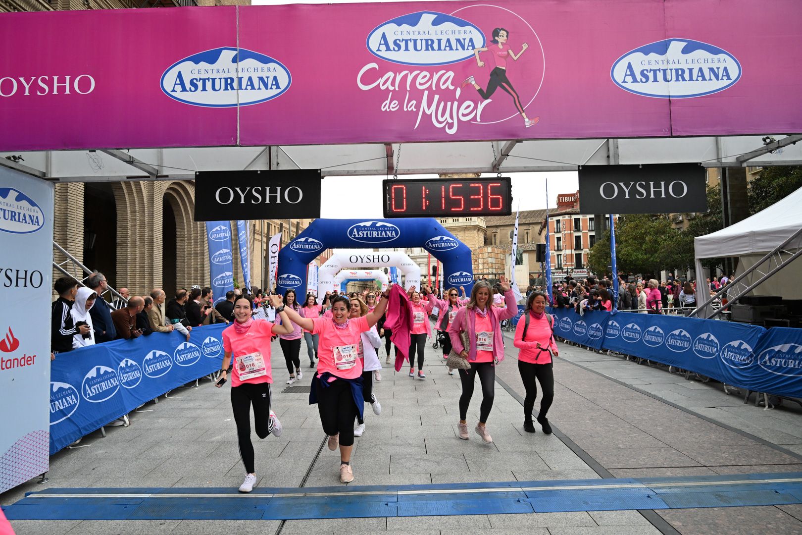 Todas las fotos de la Carrera de la Mujer de Zaragoza 2023. 7526