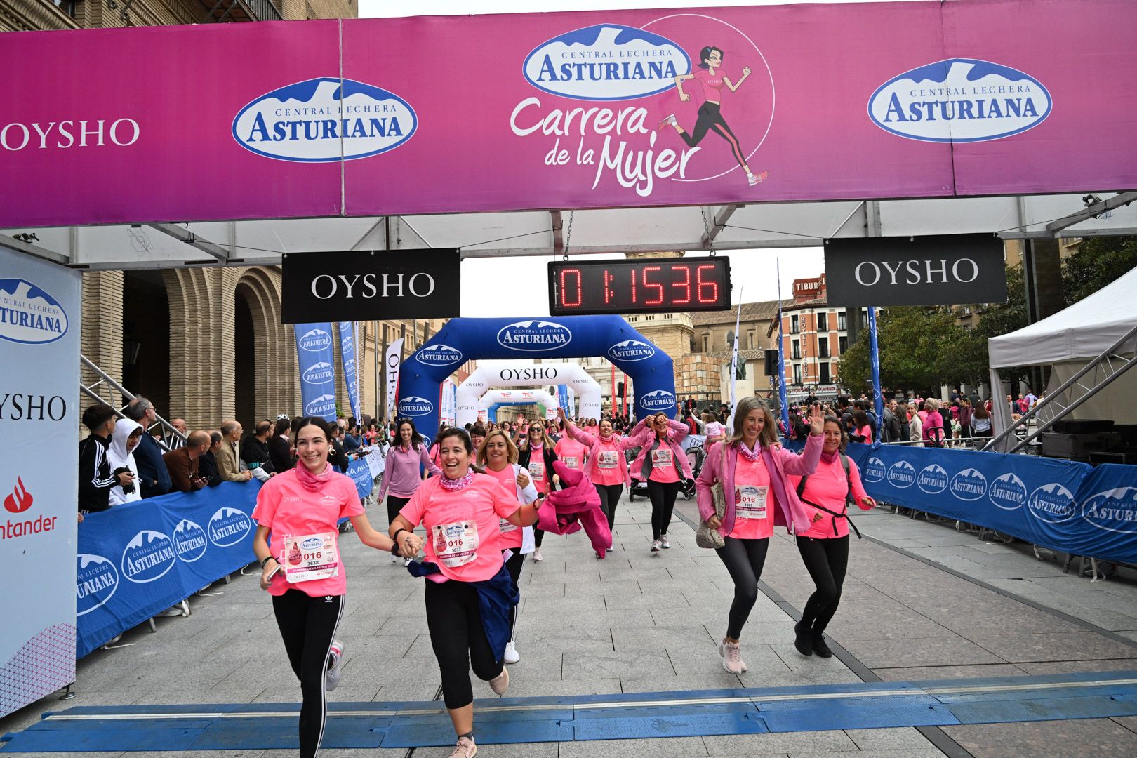 Todas las fotos de la Carrera de la Mujer de Zaragoza 2023. 7527