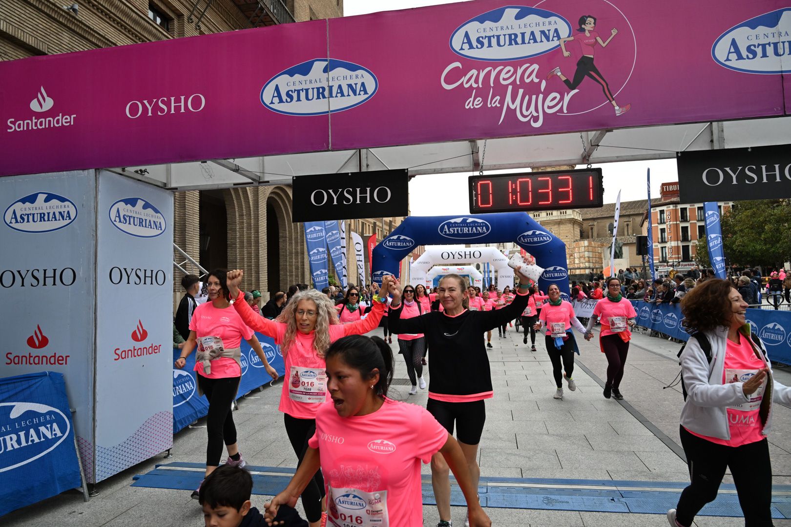 Todas las fotos de la Carrera de la Mujer de Zaragoza 2023. 6554