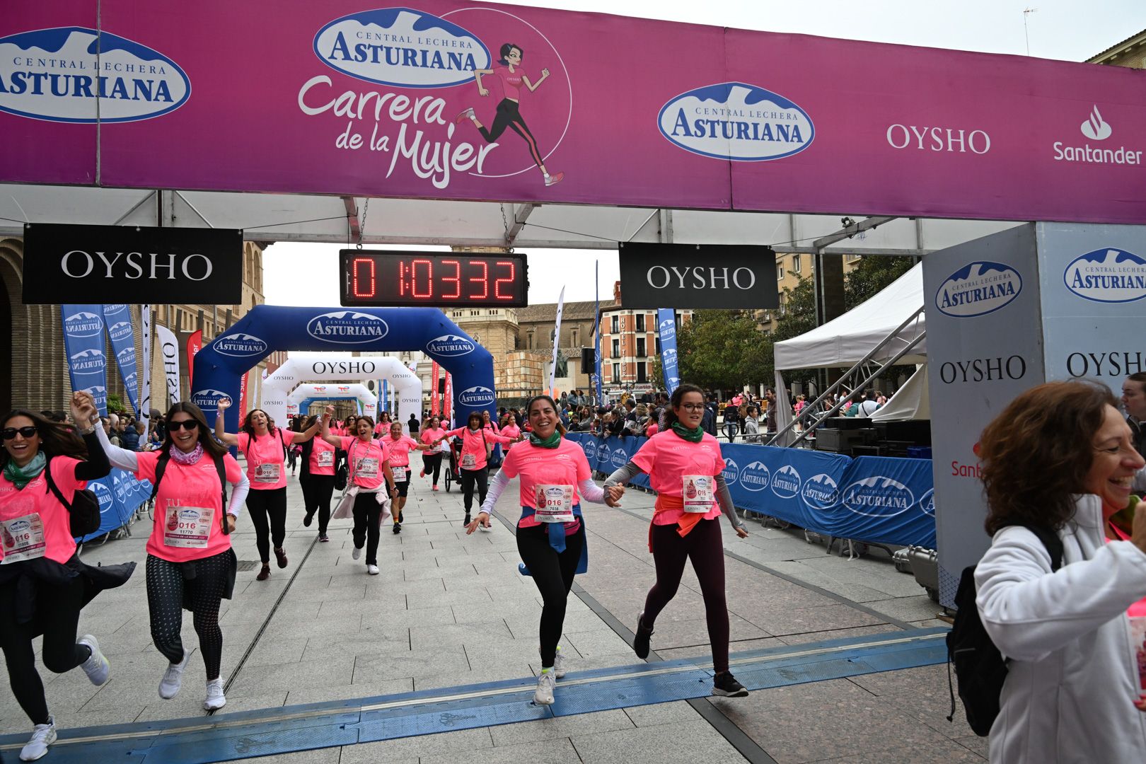 Todas las fotos de la Carrera de la Mujer de Zaragoza 2023. 6556