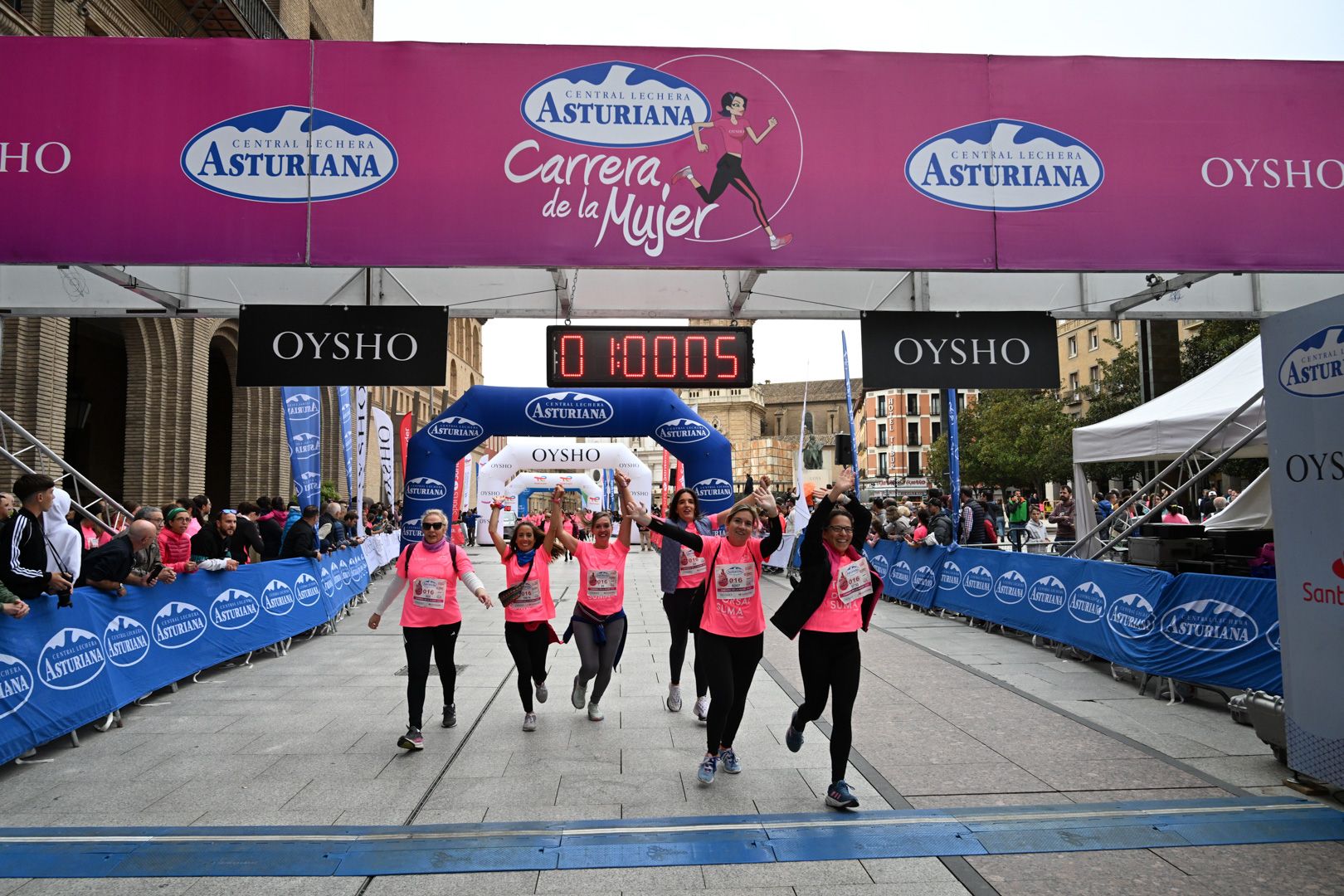 Todas las fotos de la Carrera de la Mujer de Zaragoza 2023. 6328