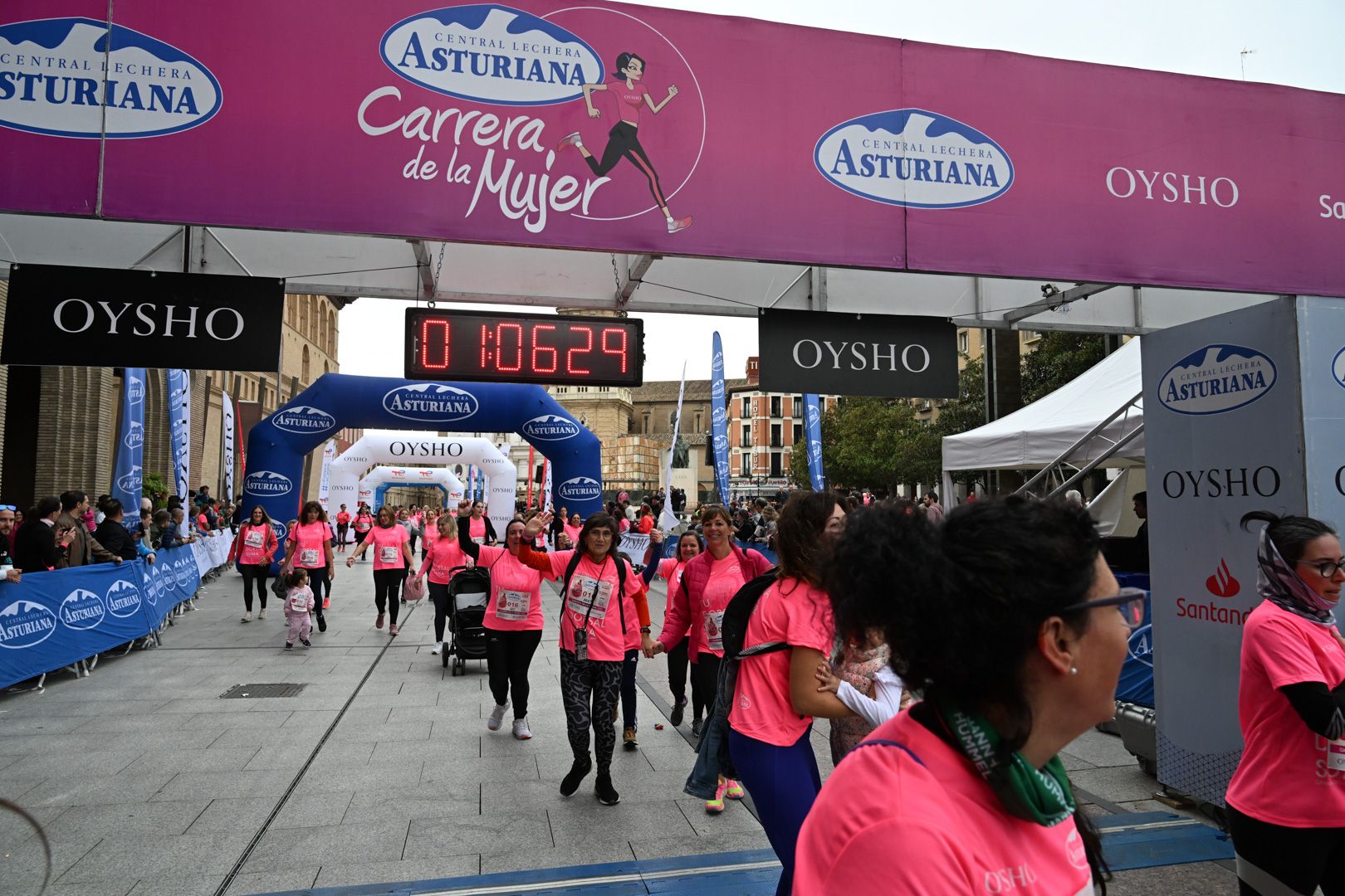 Todas las fotos de la Carrera de la Mujer de Zaragoza 2023. 6801