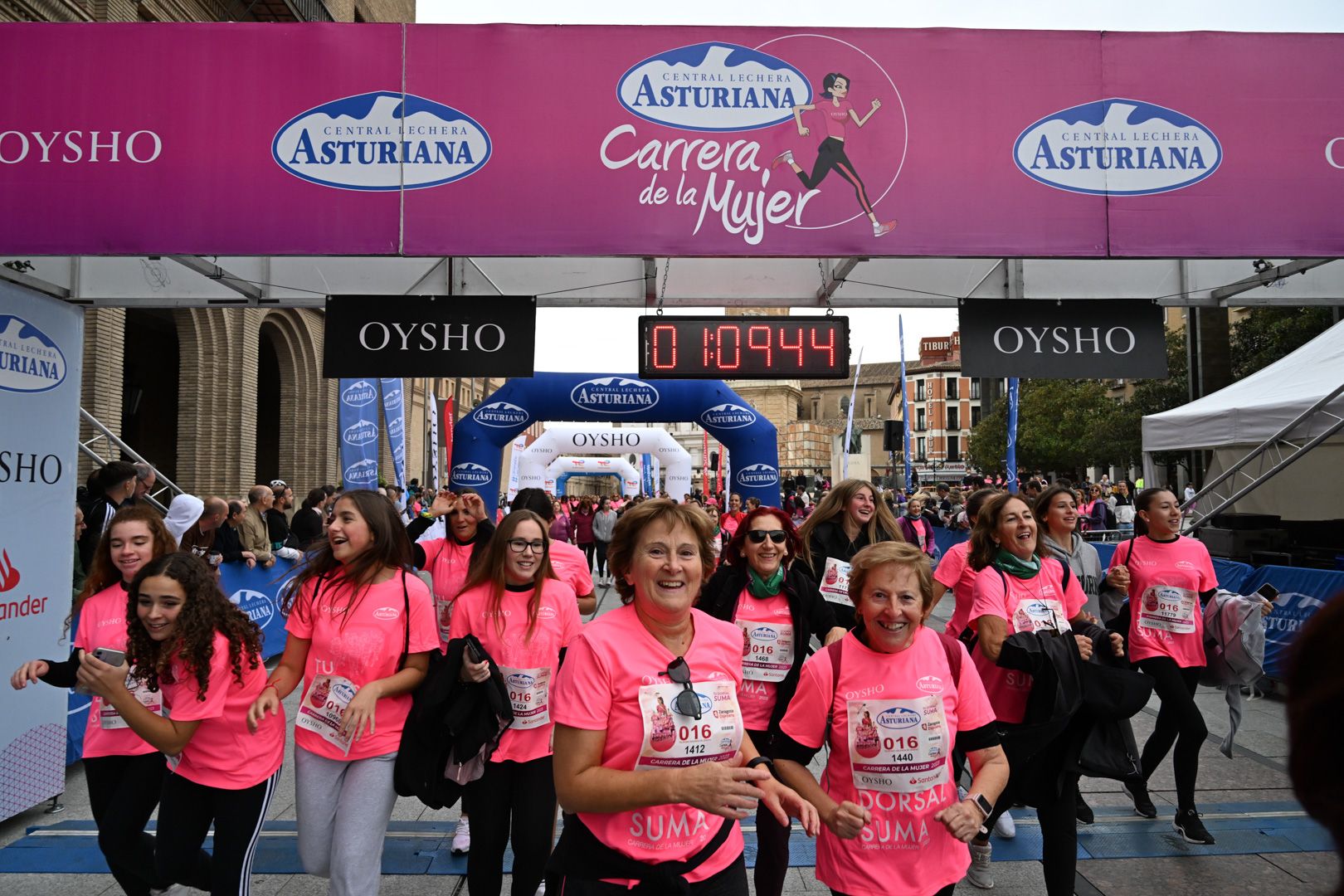 Todas las fotos de la Carrera de la Mujer de Zaragoza 2023. 7050