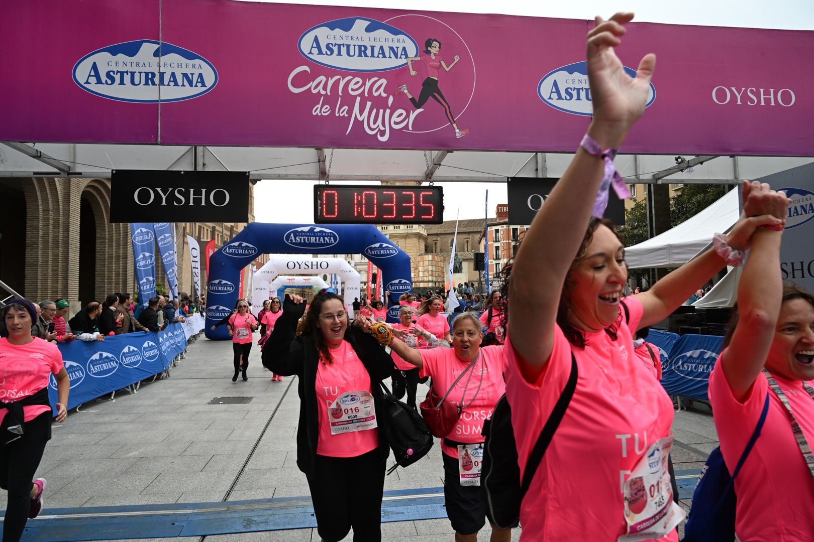 Todas las fotos de la Carrera de la Mujer de Zaragoza 2023. 6563