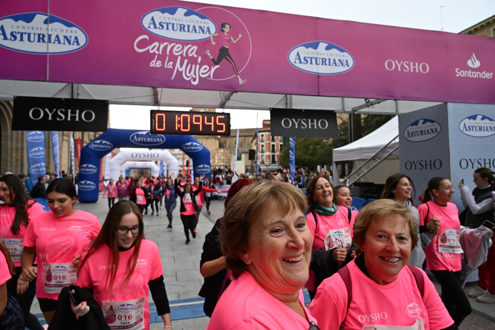 Todas las fotos de la Carrera de la Mujer de Zaragoza 2023. 7052