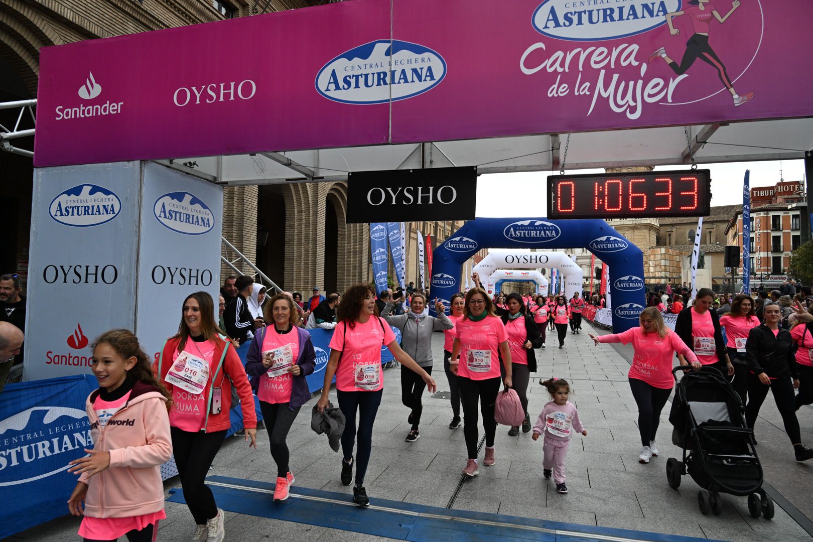 Todas las fotos de la Carrera de la Mujer de Zaragoza 2023. 6808