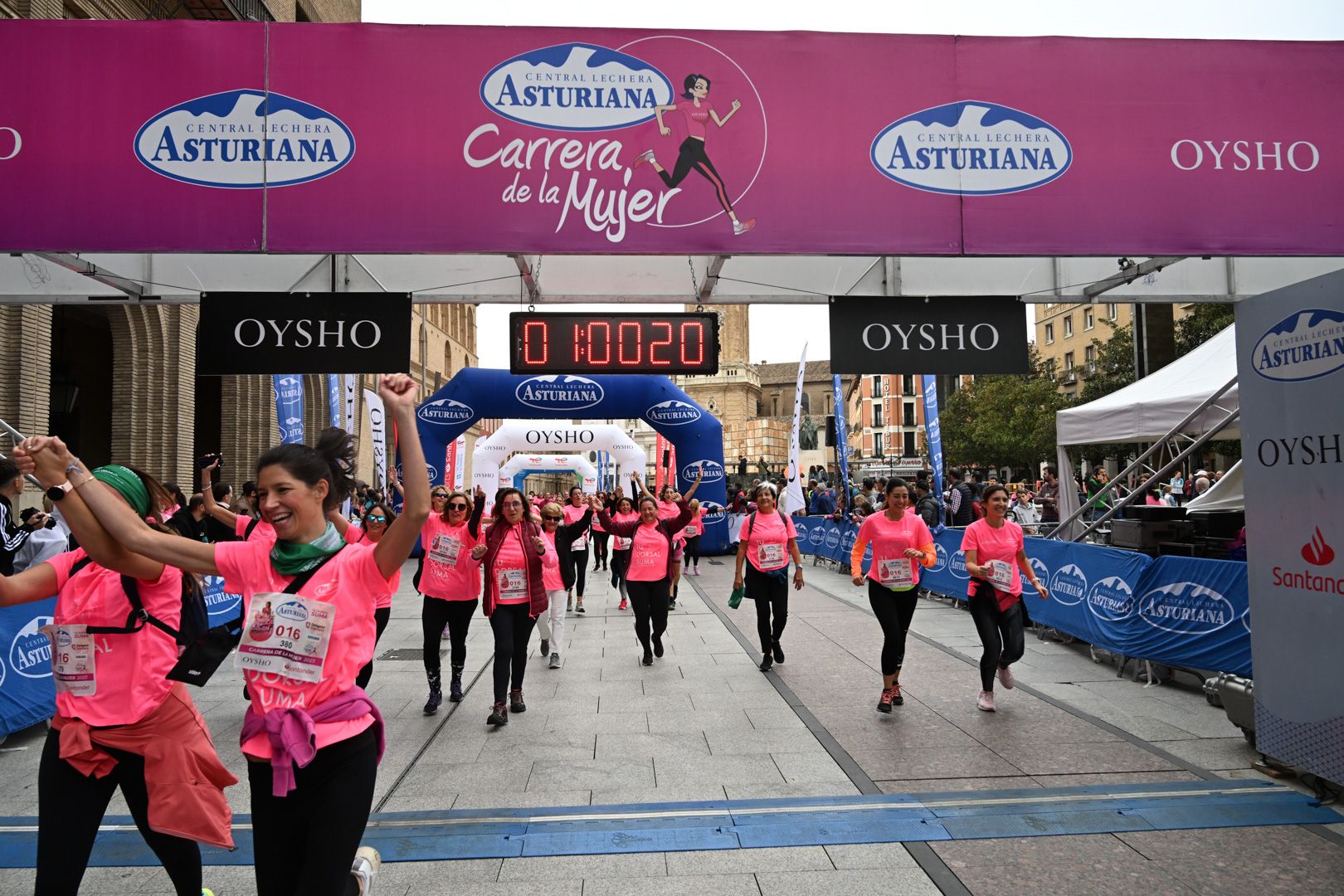 Todas las fotos de la Carrera de la Mujer de Zaragoza 2023. 6338