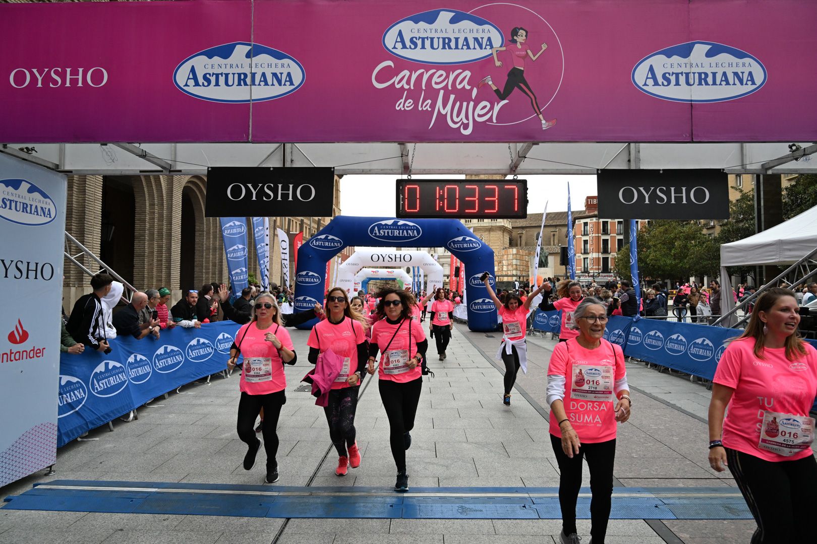 Todas las fotos de la Carrera de la Mujer de Zaragoza 2023. 6568