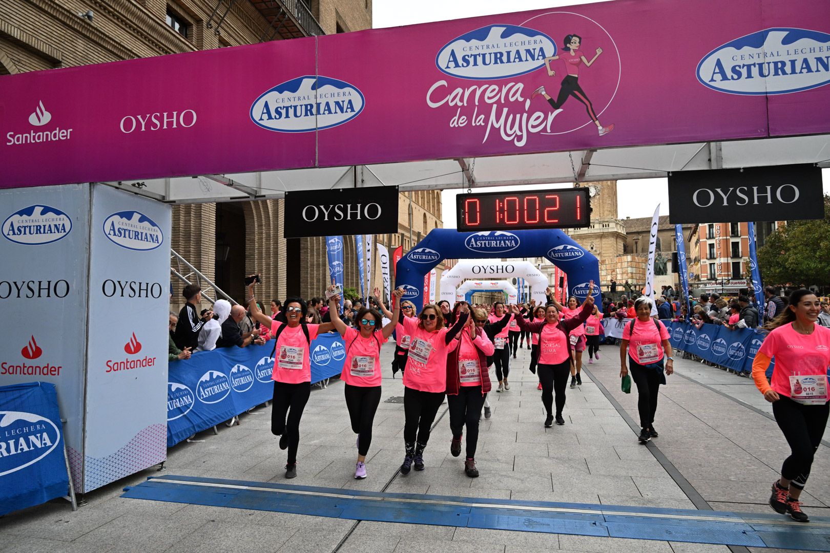 Todas las fotos de la Carrera de la Mujer de Zaragoza 2023. 6340
