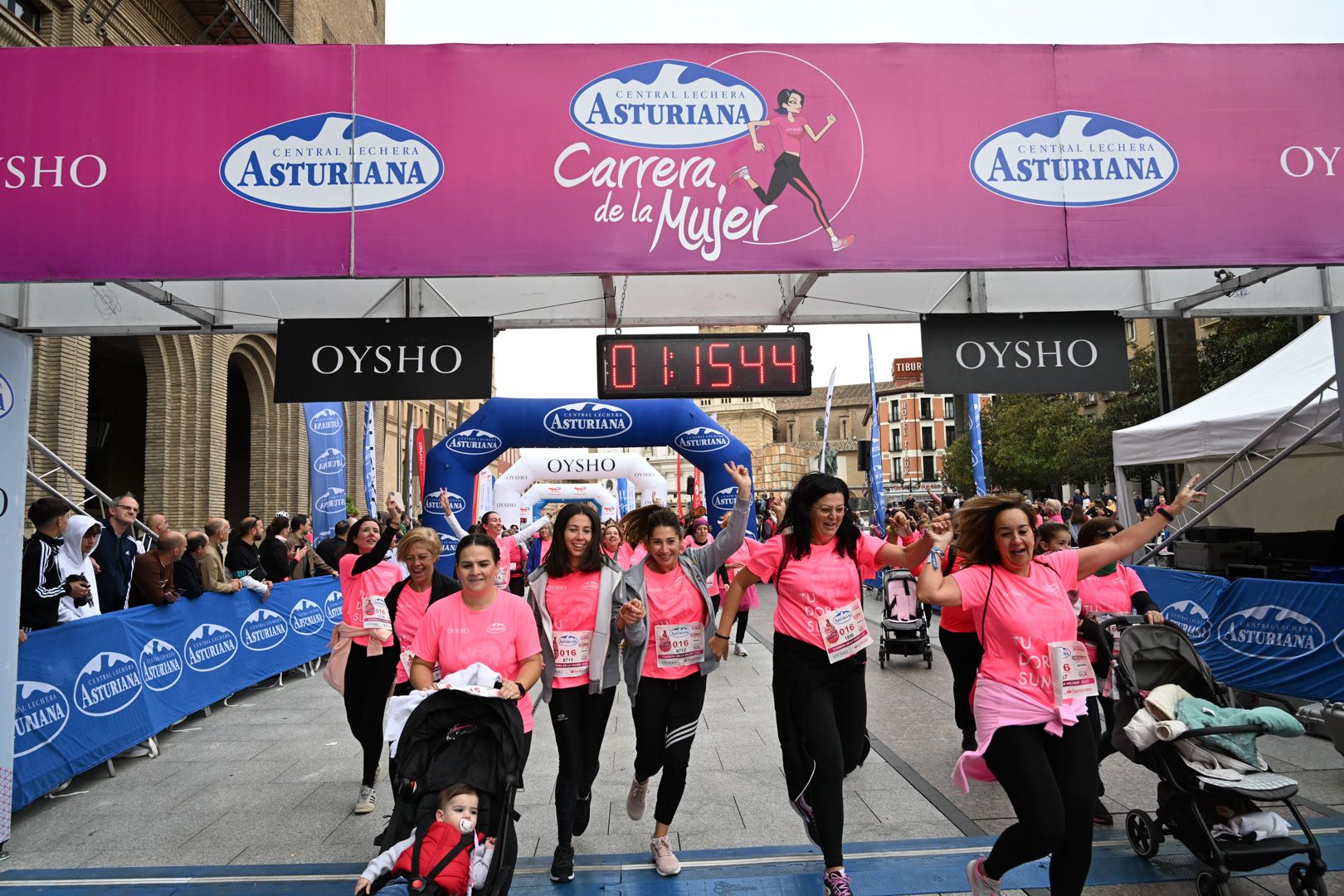 Todas las fotos de la Carrera de la Mujer de Zaragoza 2023. 7542