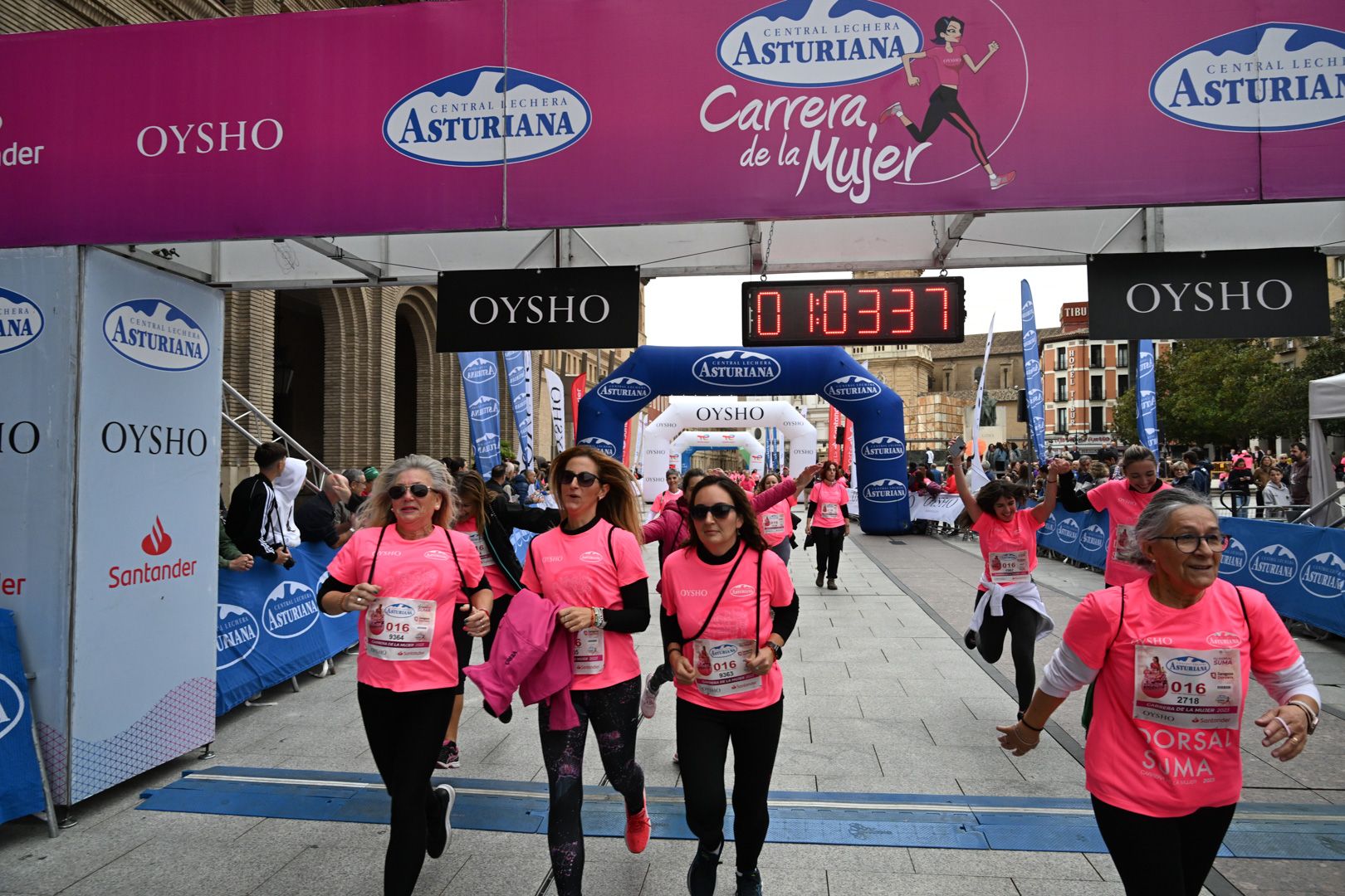 Todas las fotos de la Carrera de la Mujer de Zaragoza 2023. 6570