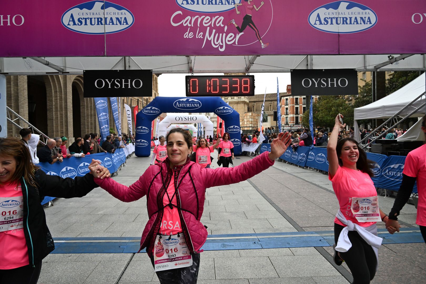 Todas las fotos de la Carrera de la Mujer de Zaragoza 2023. 6573