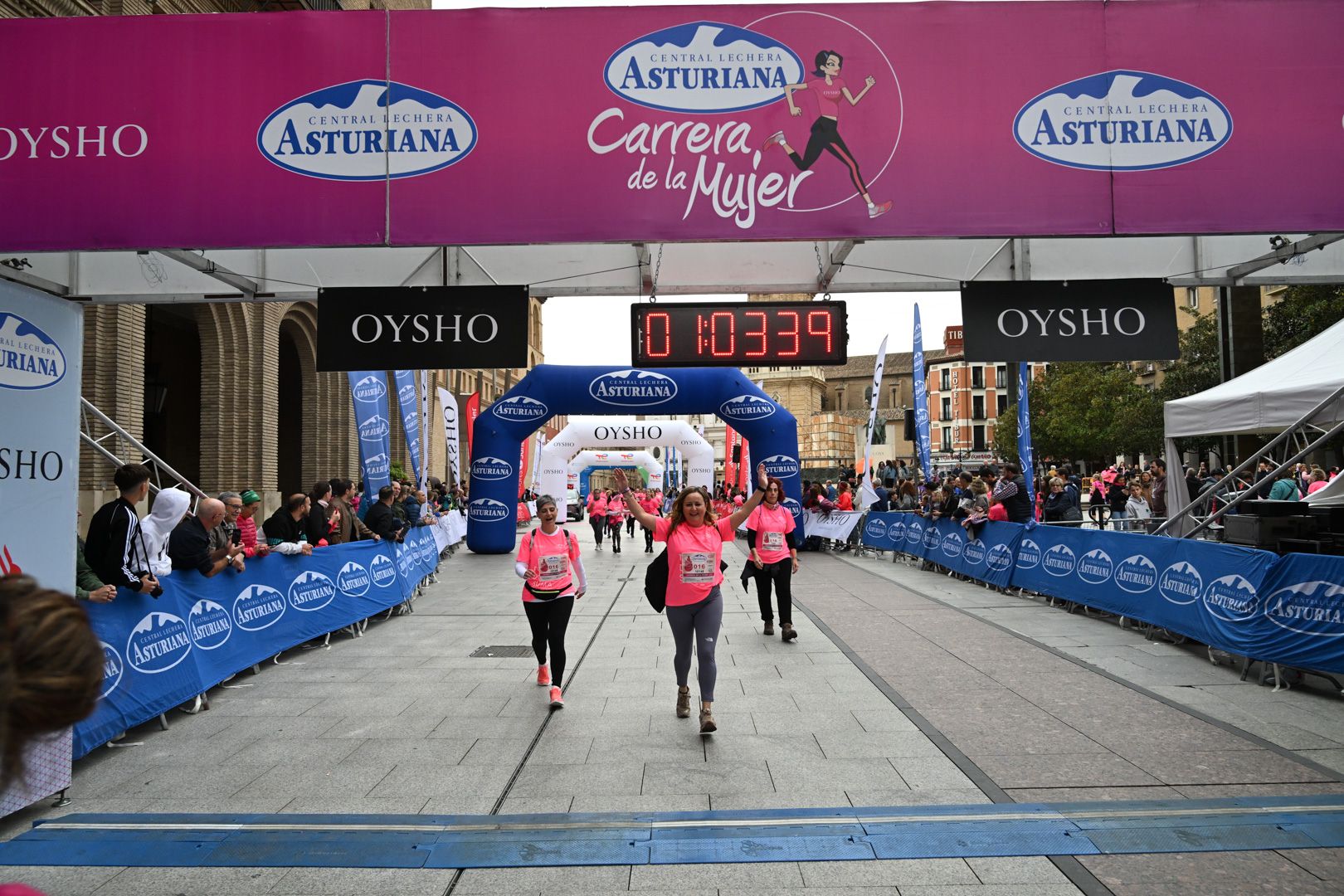 Todas las fotos de la Carrera de la Mujer de Zaragoza 2023. 6574