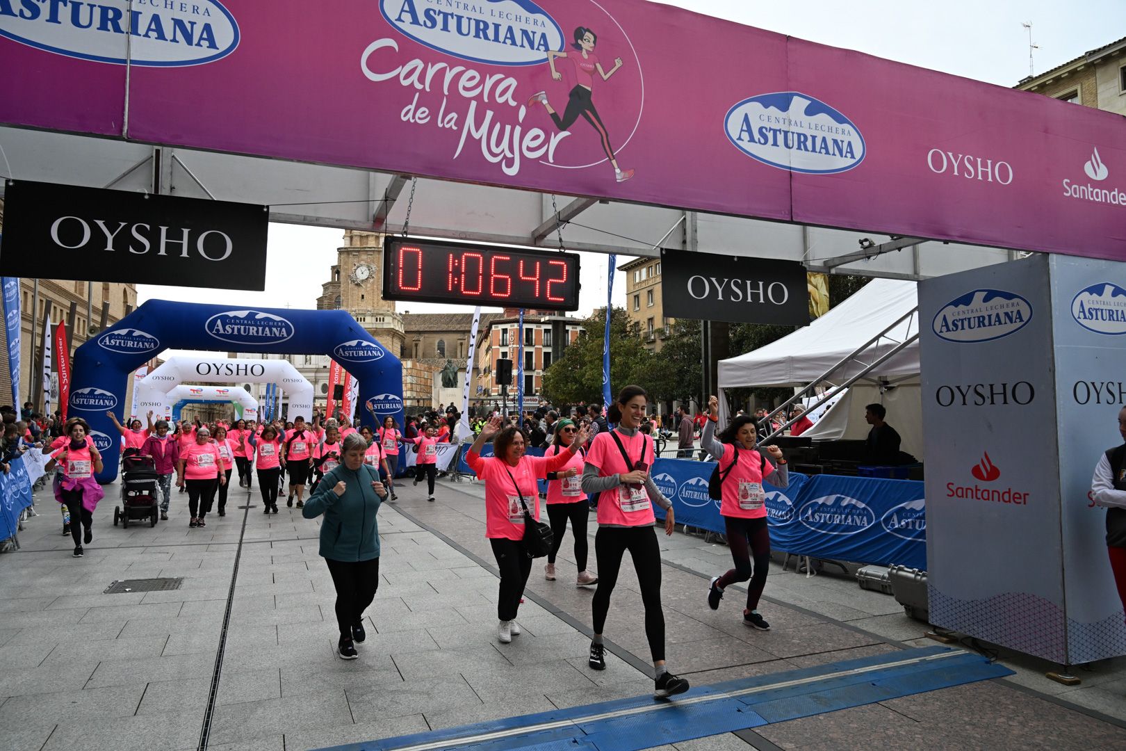 Todas las fotos de la Carrera de la Mujer de Zaragoza 2023. 6819
