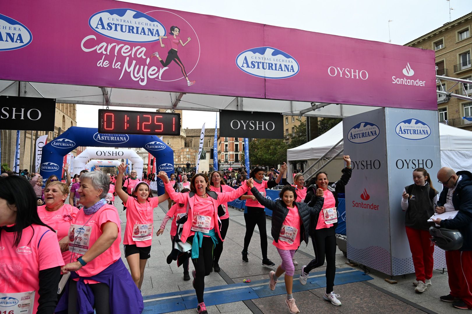 Todas las fotos de la Carrera de la Mujer de Zaragoza 2023. 7307