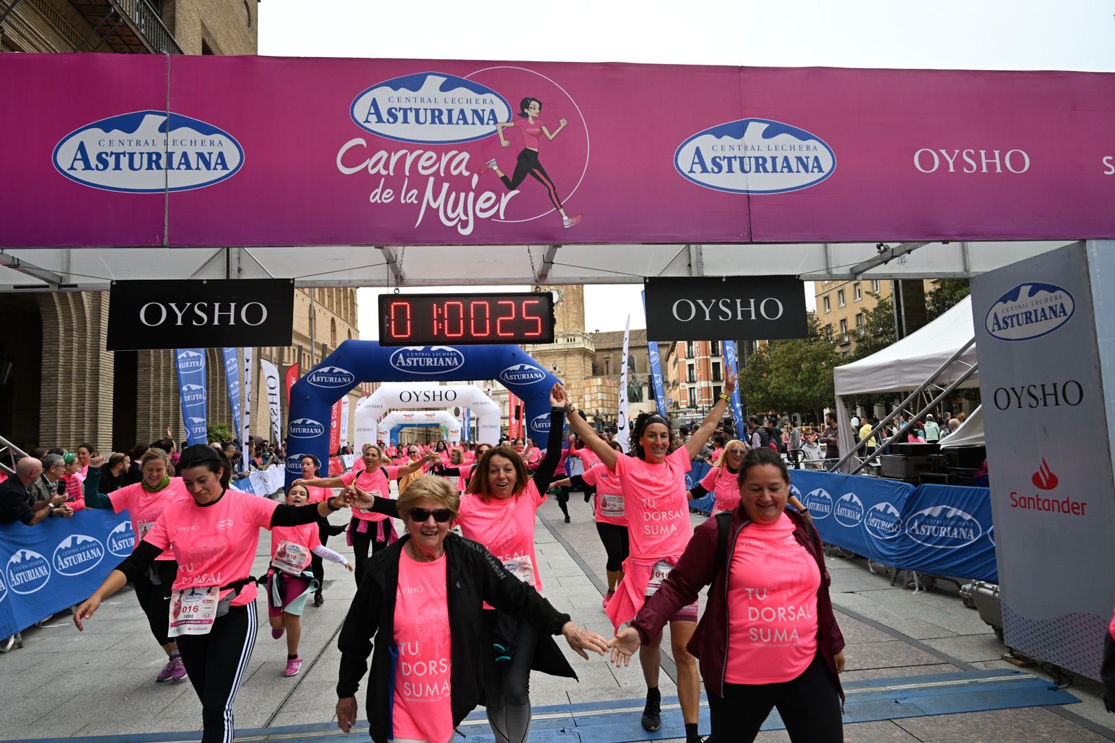 Todas las fotos de la Carrera de la Mujer de Zaragoza 2023. 6349