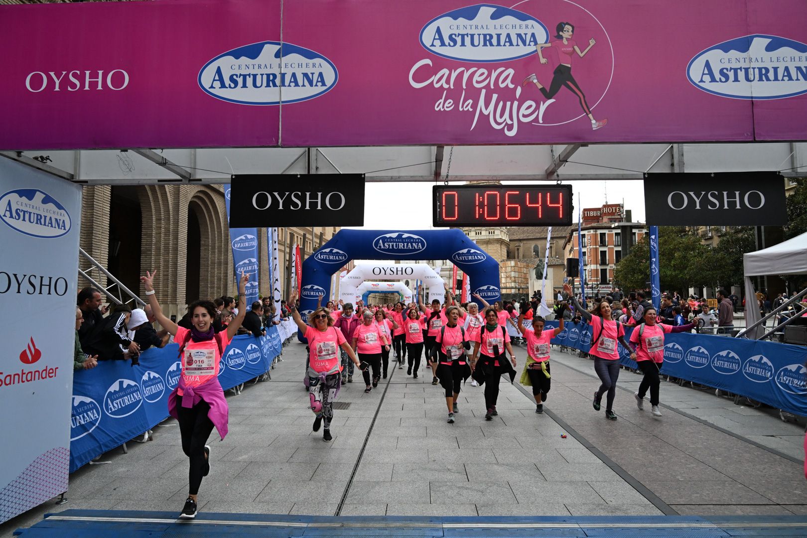 Todas las fotos de la Carrera de la Mujer de Zaragoza 2023. 6821