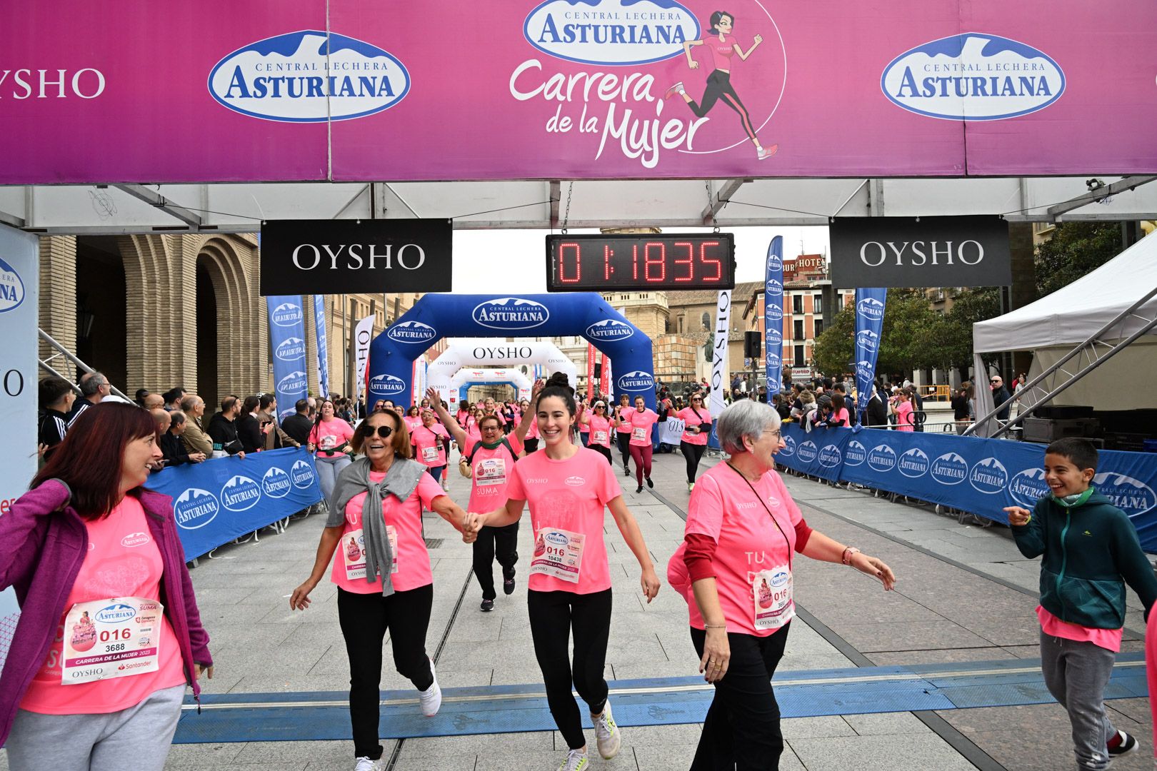 Todas las fotos de la Carrera de la Mujer de Zaragoza 2023. 7796
