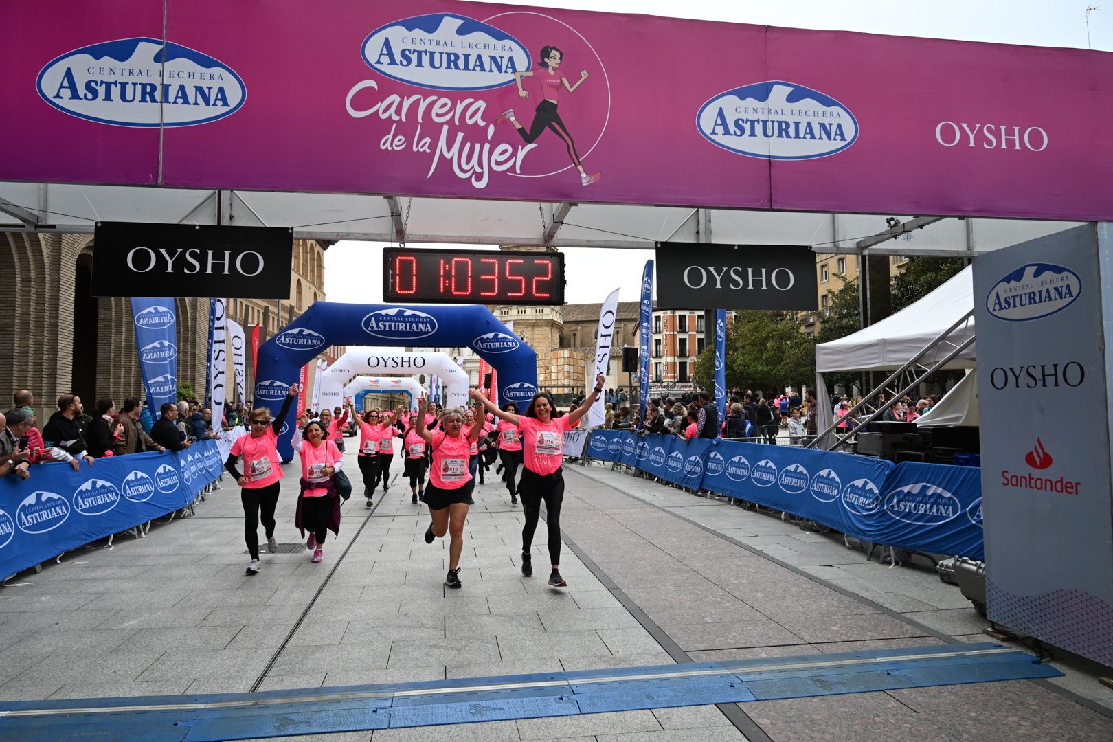 Todas las fotos de la Carrera de la Mujer de Zaragoza 2023. 6585
