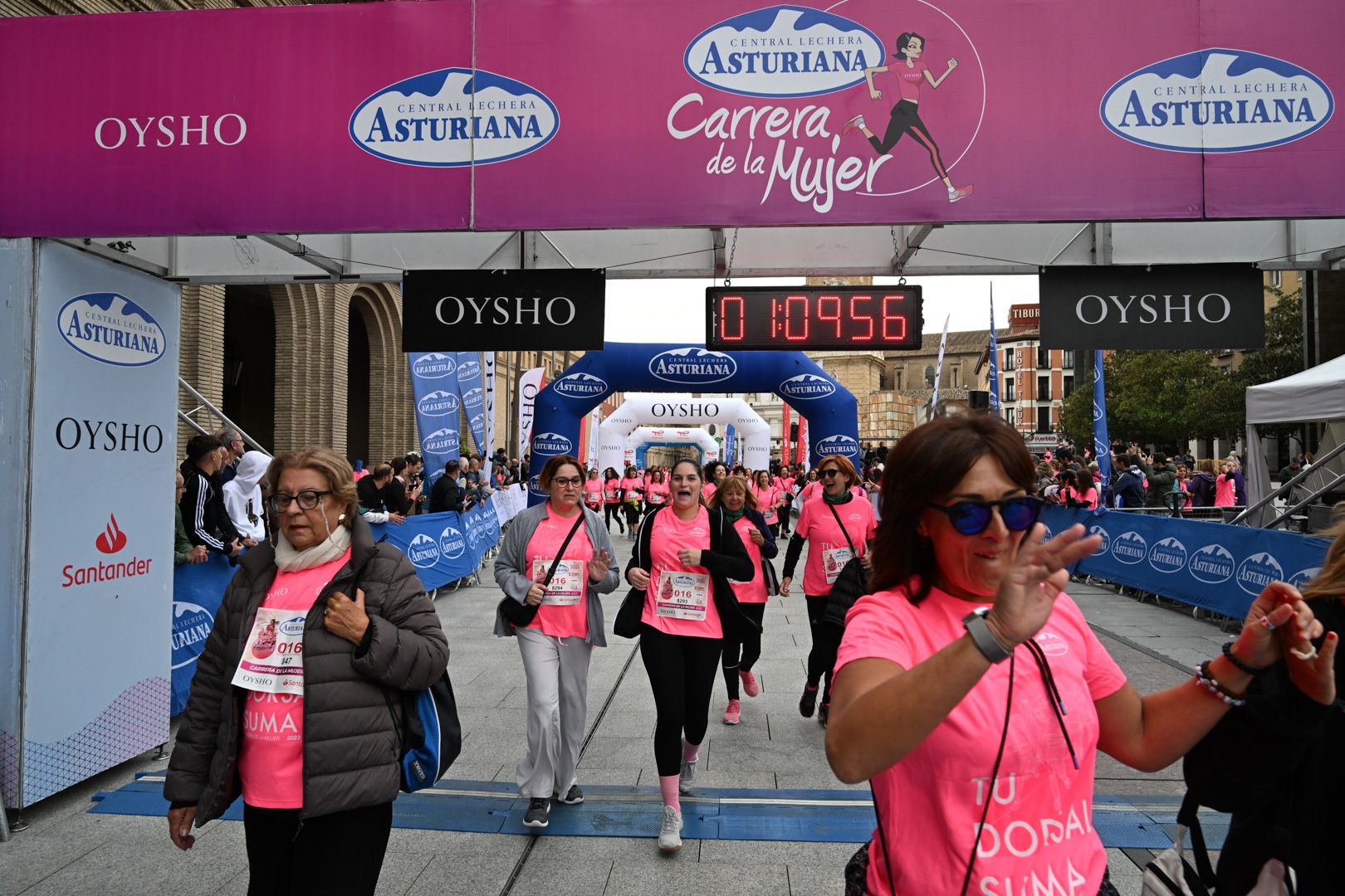 Todas las fotos de la Carrera de la Mujer de Zaragoza 2023. 7074